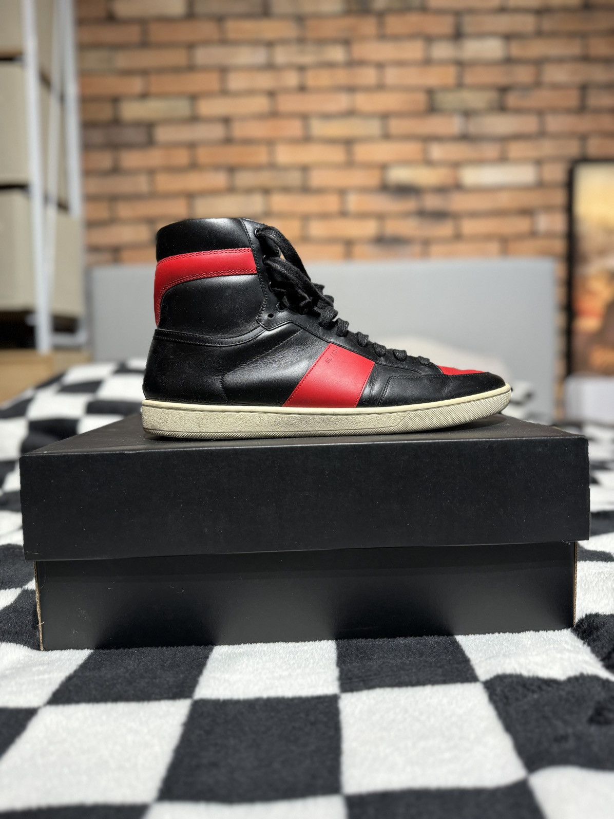 Black and red saint laurent sneakers online