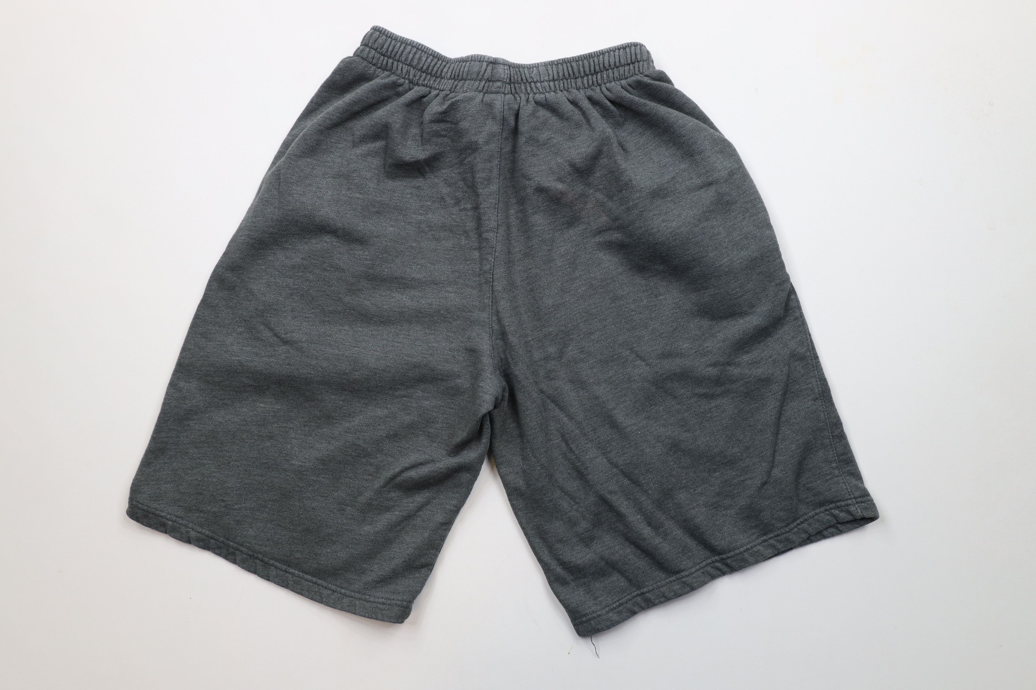 Spalding × Vintage Vintage 90s Spalding Spell Out Above Knee Sweatpants Shorts Size US 32 / EU 48 - 8 Thumbnail