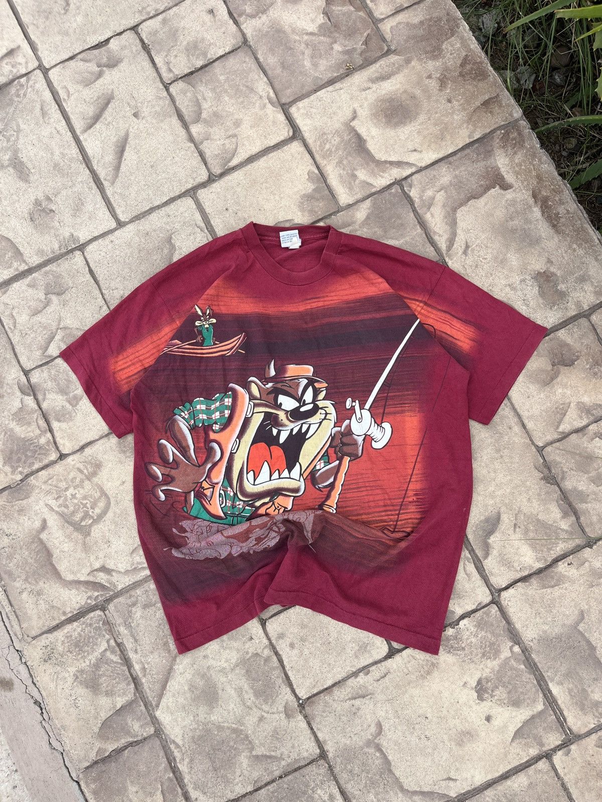 Warner Bros TAZ 1990s FISHERMAN AOP SINGLE STITCH Size US XL / EU 56 / 4 - 5 Thumbnail