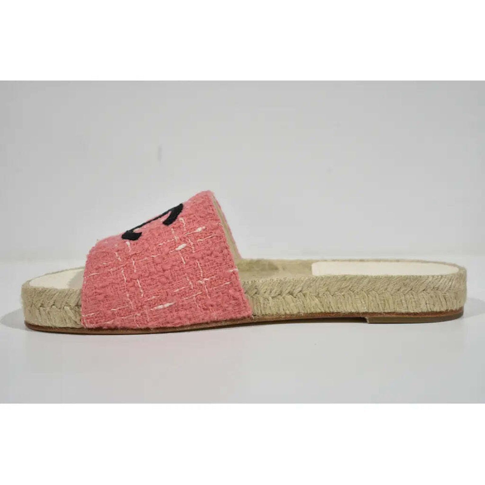 Chanel Chanel 20A Pink Tweed Black CC Logo Espadrille Slide Size US 7 / IT 37 - 9 Thumbnail