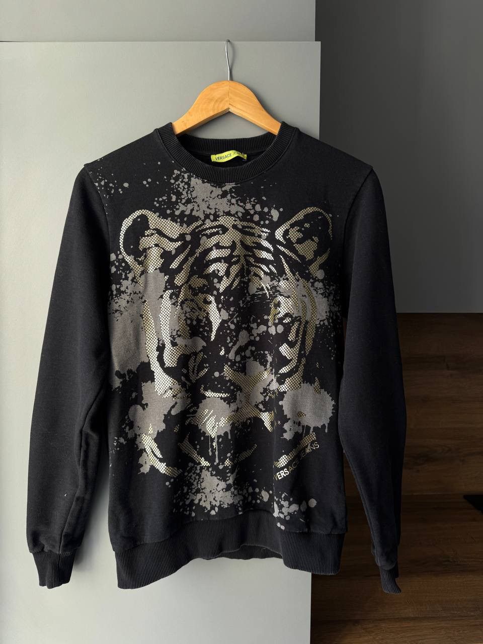 Versace × Versace Jeans Couture Versace Jeans Tiger Black Sweatshirt Size US S / EU 44-46 / 1 - 1 Thumbnail