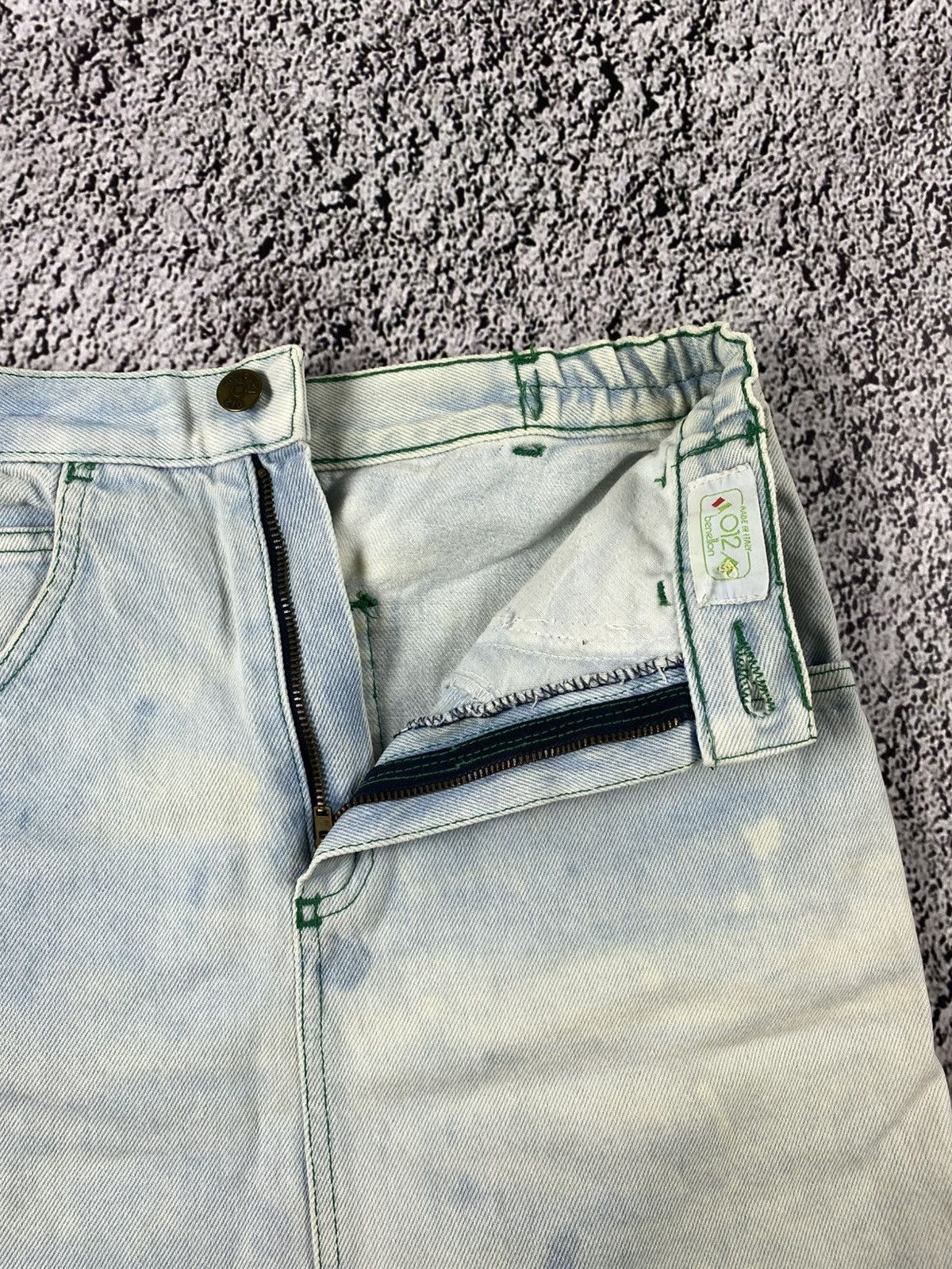 Vintage Vintage Y2K Benetton faded denim skirt streetwear Size 24" / US 00 / IT 34 - 2 Thumbnail