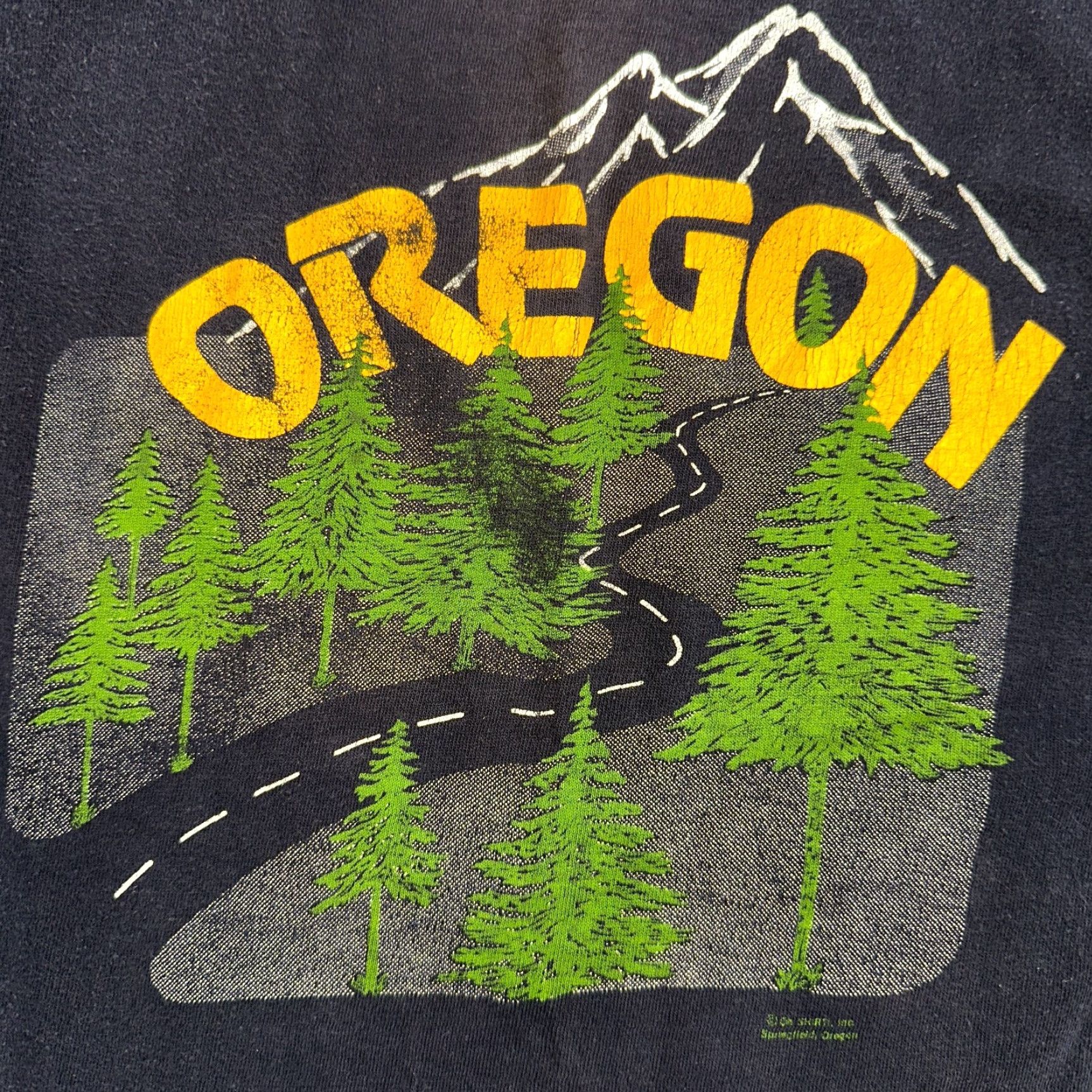 Vintage VINTAGE Belton T-Shirt Men XL Black Oregon Mountains 80s 70s 90s Shirt Crew Neck Short Sleeve USA Size US XL / EU 56 / 4 - 2 Thumbnail