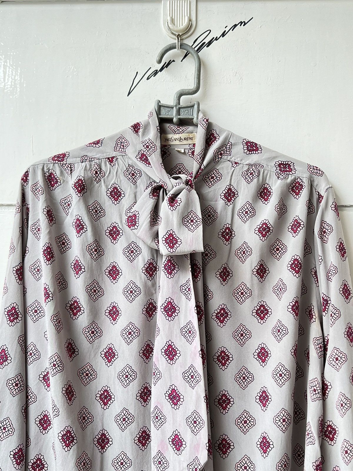 Yves Saint Laurent Yves Saint Laurent YSL Motive Blouse Size L / US 10 / IT 46 - 3 Thumbnail