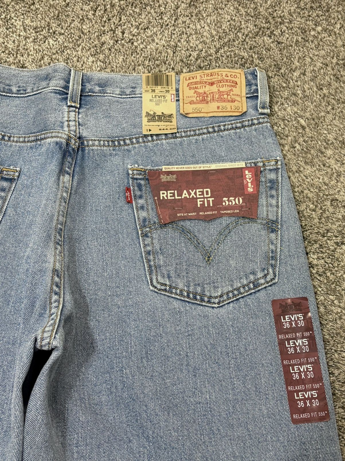 Levi's Vintage Levi's 550 Jeans Men 36 Y2K Deadstock Relax Straight Size US 36 / EU 52 - 4 Thumbnail