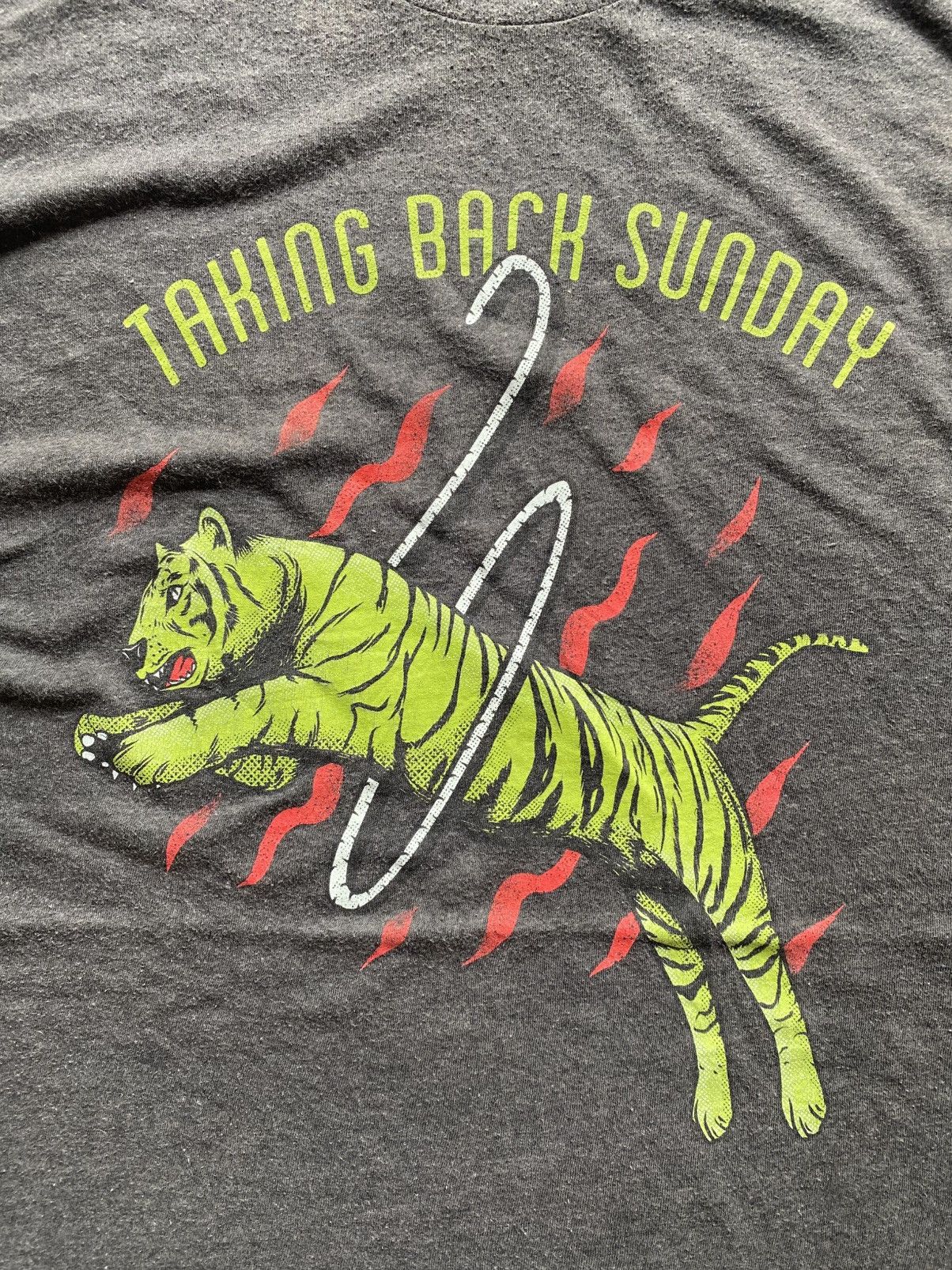Band Tees TAKING BACK SUNDAY Size US XXL / EU 58 / 5 - 2 Thumbnail