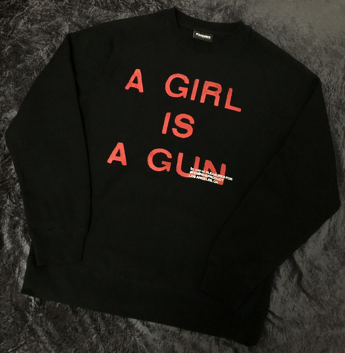 Pleasures Pleasures “A GIRL IS A GUN” Crewneck Size US M / EU 48-50 / 2 - 1 Thumbnail