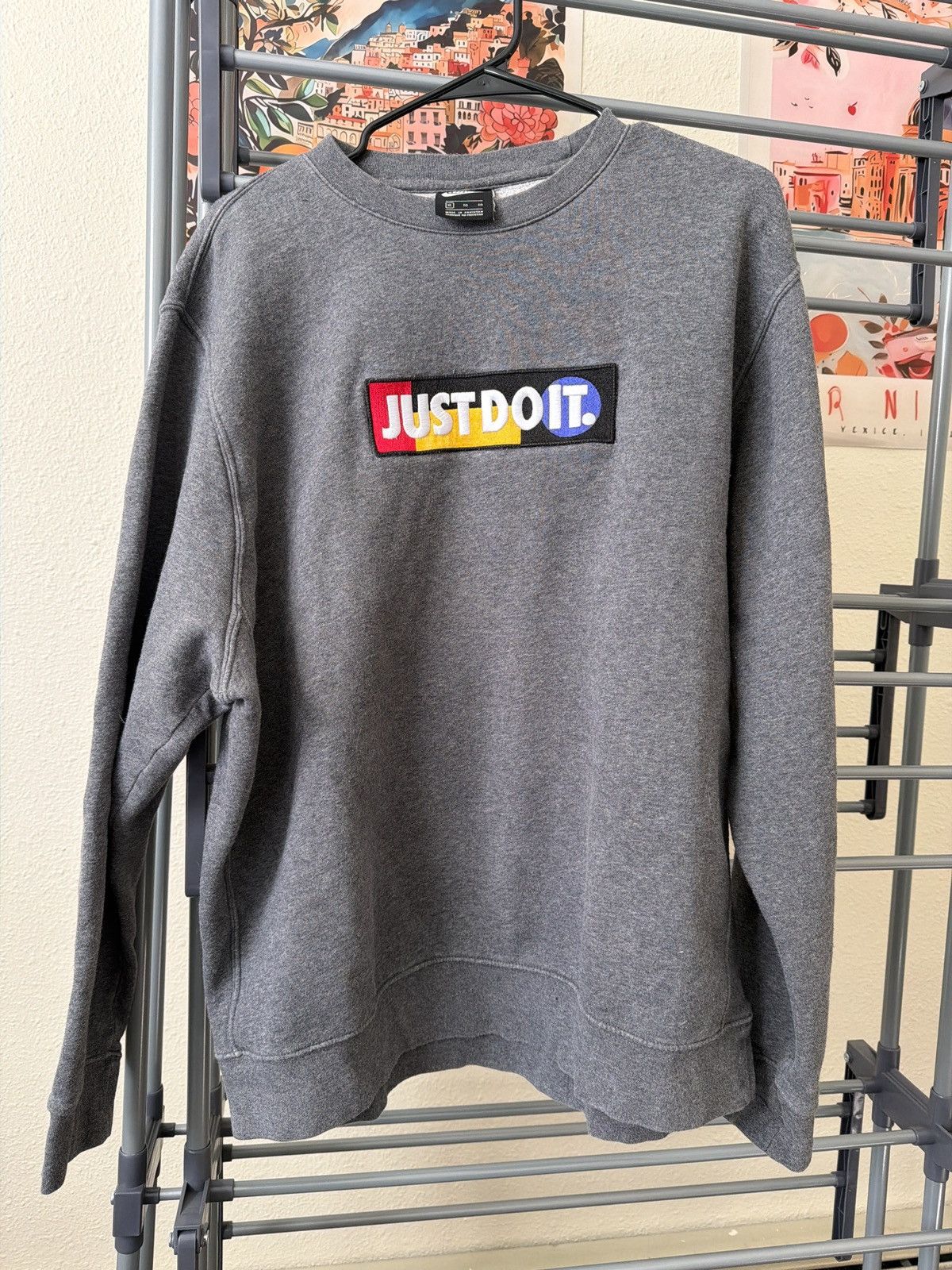 Nike Nike Just Do It Multi-Color Patch Crewneck Gray XL Size US XL / EU 56 / 4 - 1 Thumbnail
