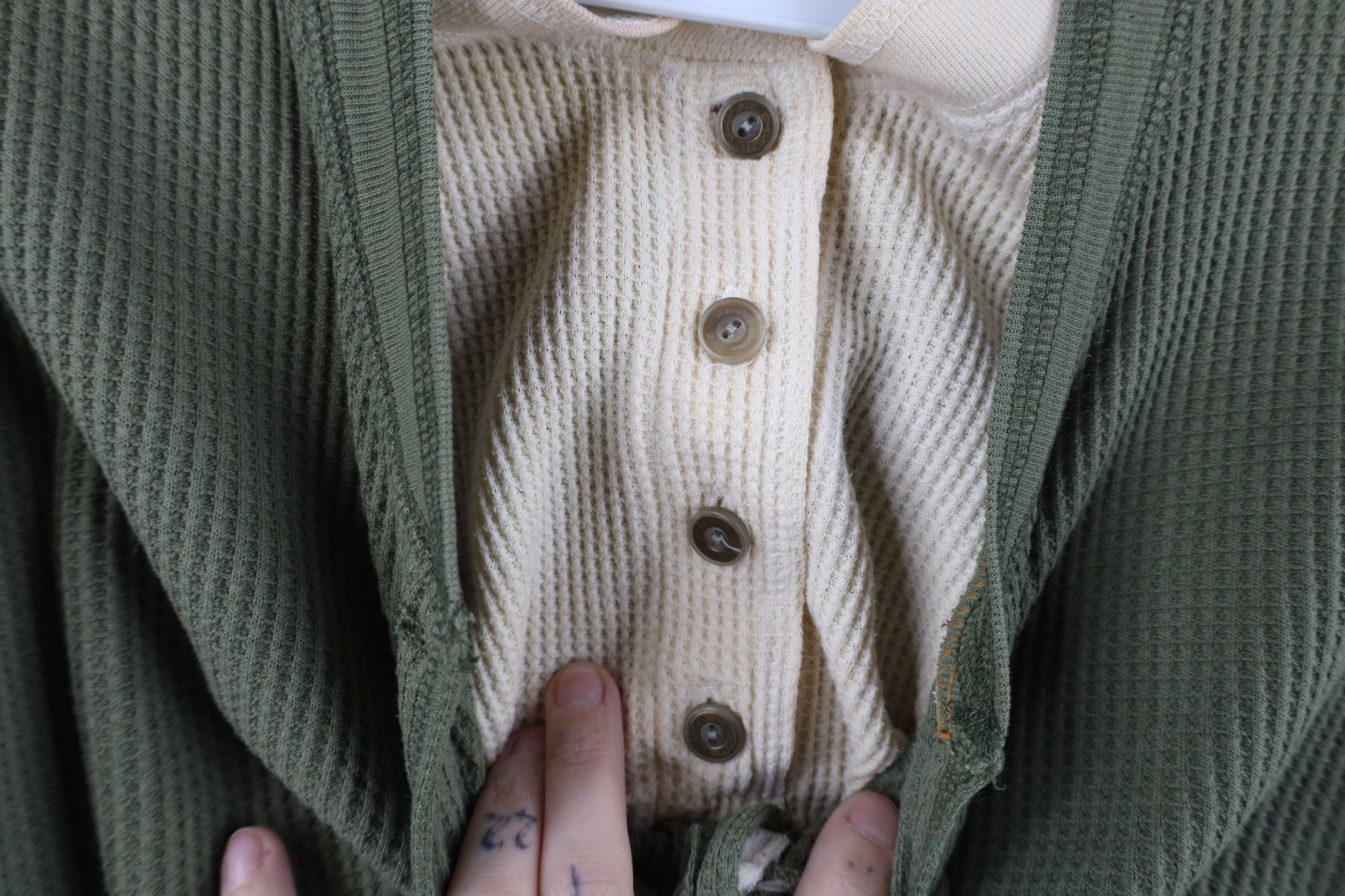 Vintage Vintage 90s Streetwear Thermal Knit Henley T-Shirt Green Size L / US 10 / IT 46 - 5 Thumbnail