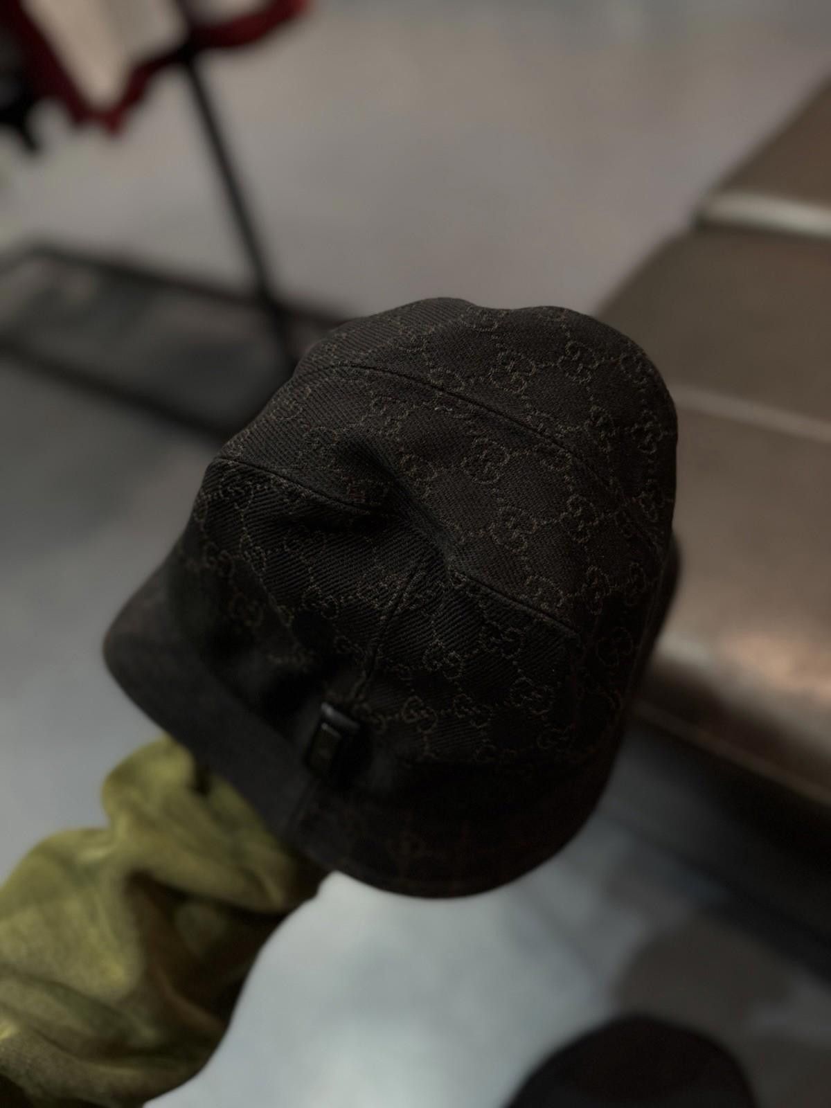 Gucci Authentic Gucci Bucket Hat Vintage Black Canvas Size L Size ONE SIZE - 8 Thumbnail