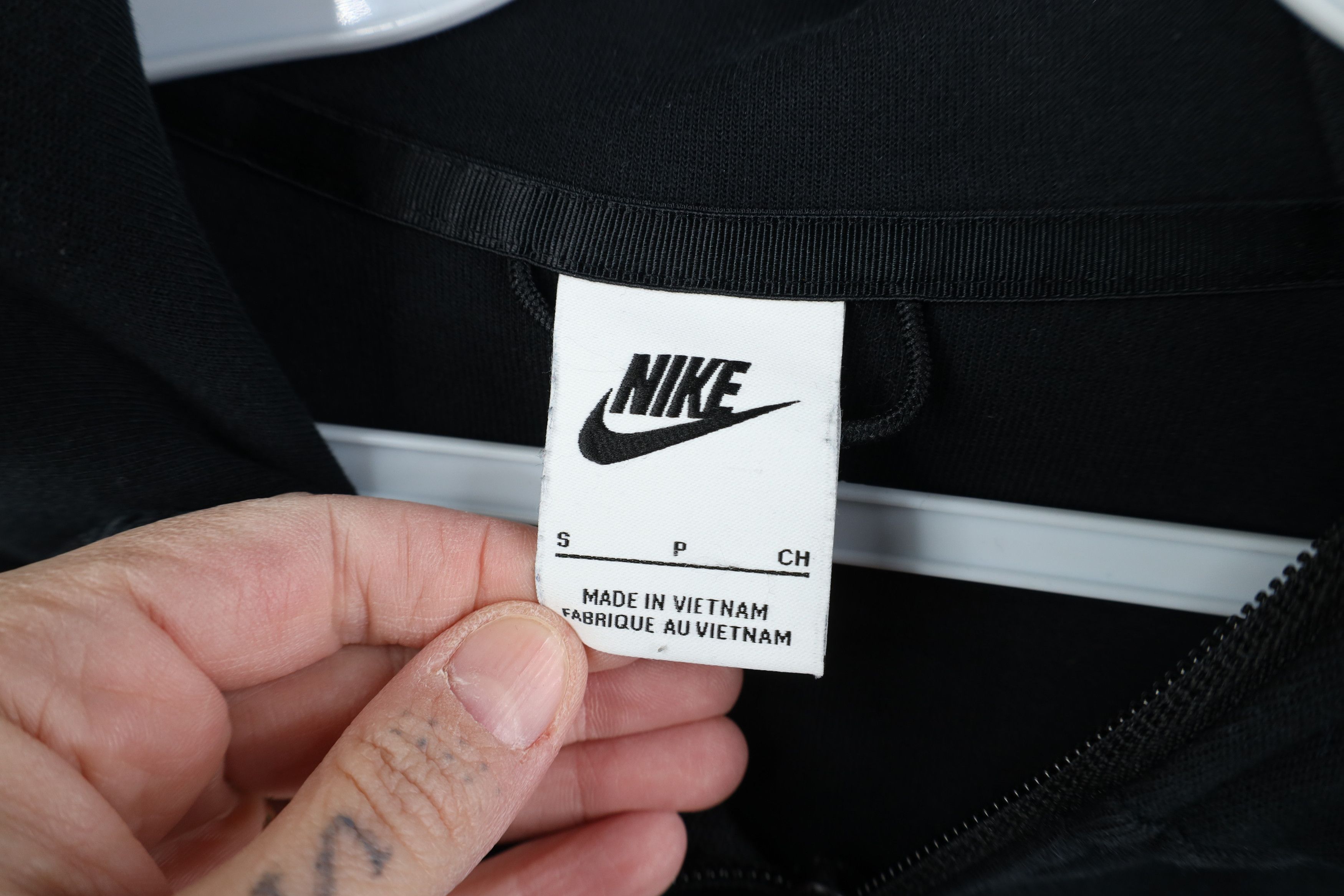 Nike Nike Tech Fleece Oversized Full Zip Hoodie Sweatshirt Black Size S / US 4 / IT 40 - 9 Thumbnail