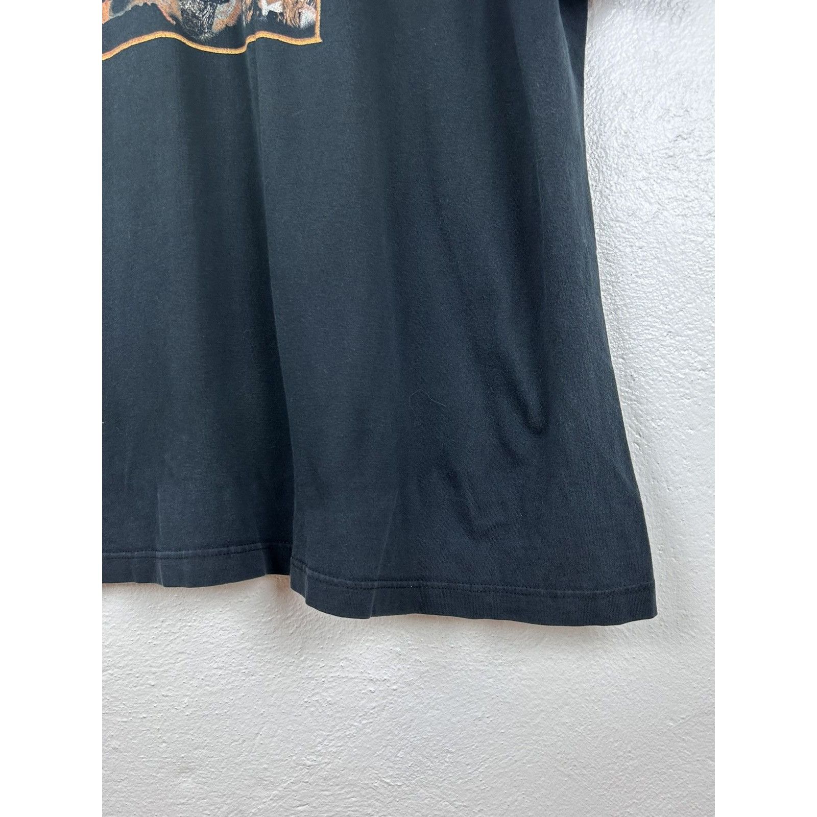 The Game 90s Vintage Lands Of Lore 1997 Game Promo Faded T-Shirt Size US XL / EU 56 / 4 - 4 Thumbnail