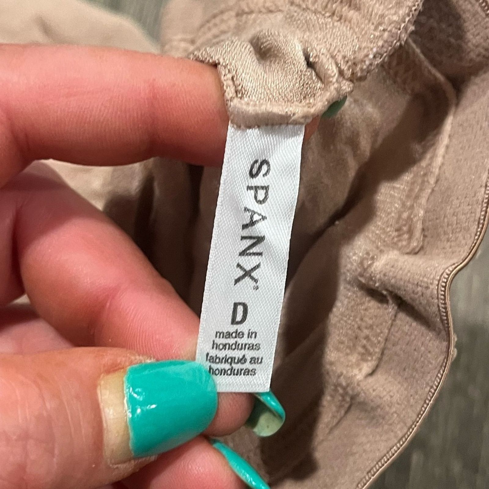 Spanx NWT Spanx In-Power High Shaping High Waisted Beige Size D Size ONE SIZE - 6 Thumbnail