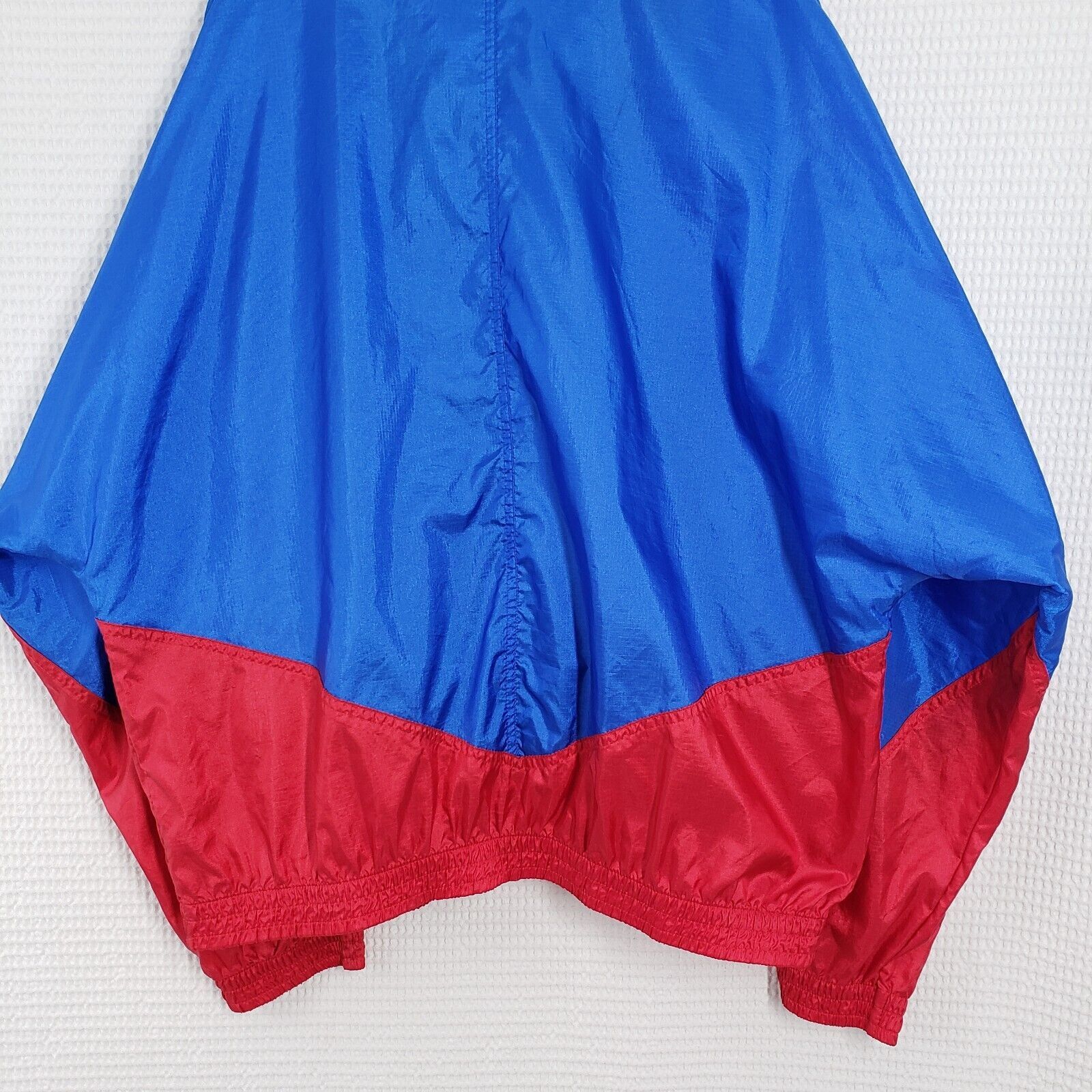 Nike Vintage Nike Windbreaker Jacket Men Large Red Blue Spiderman Size US L / EU 52-54 / 3 - 13 Thumbnail