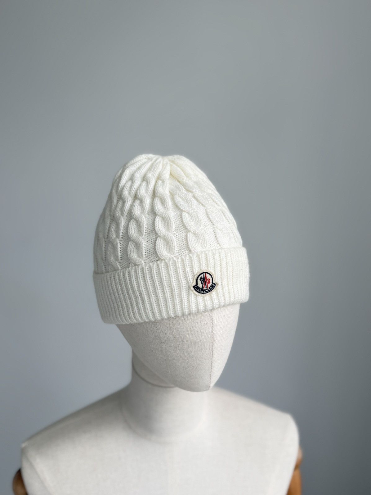 Moncler Moncler Beanie Knit Ivory Hats Ledies Size ONE SIZE - 3 Thumbnail