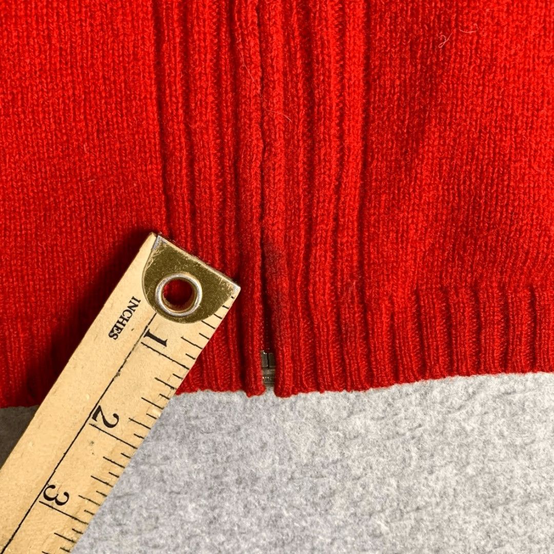 Pendleton Pendleton Vest Womens Size L 100% Lambs Wool Red Zip Front Ribbed Sweter Vest Red Seller: Pendleton Size L / US 10 / IT 46 - 7 Thumbnail