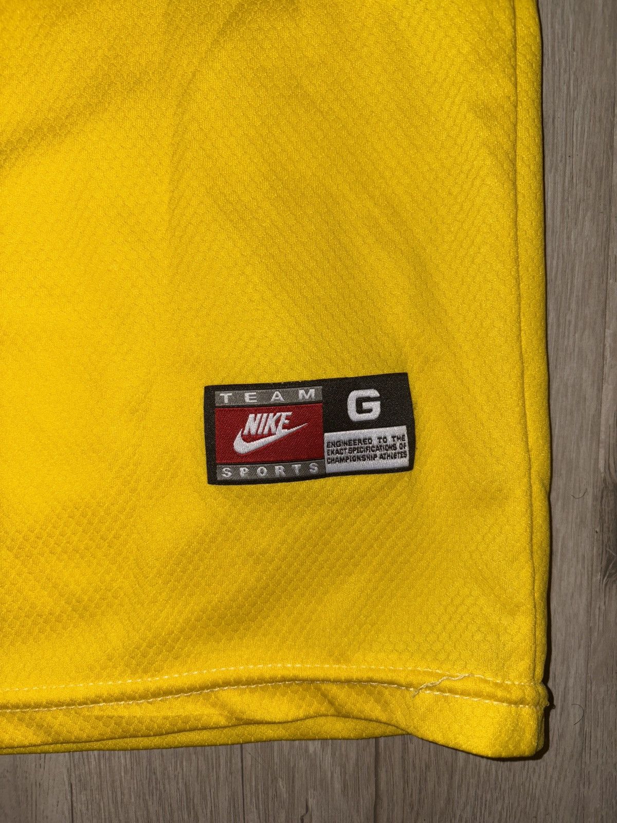 Nike Vintage Nike Brazil jersey (2002-era) South American release Size US L / EU 52-54 / 3 - 5 Thumbnail