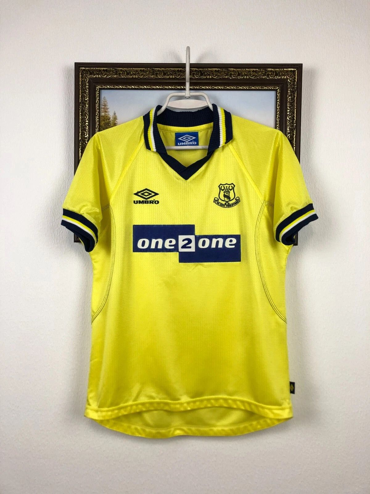 Umbro Everton Third football Soccer shirt Jersey Tee 1998 Boys 12 Size US XXS / EU 40 - 1 Thumbnail