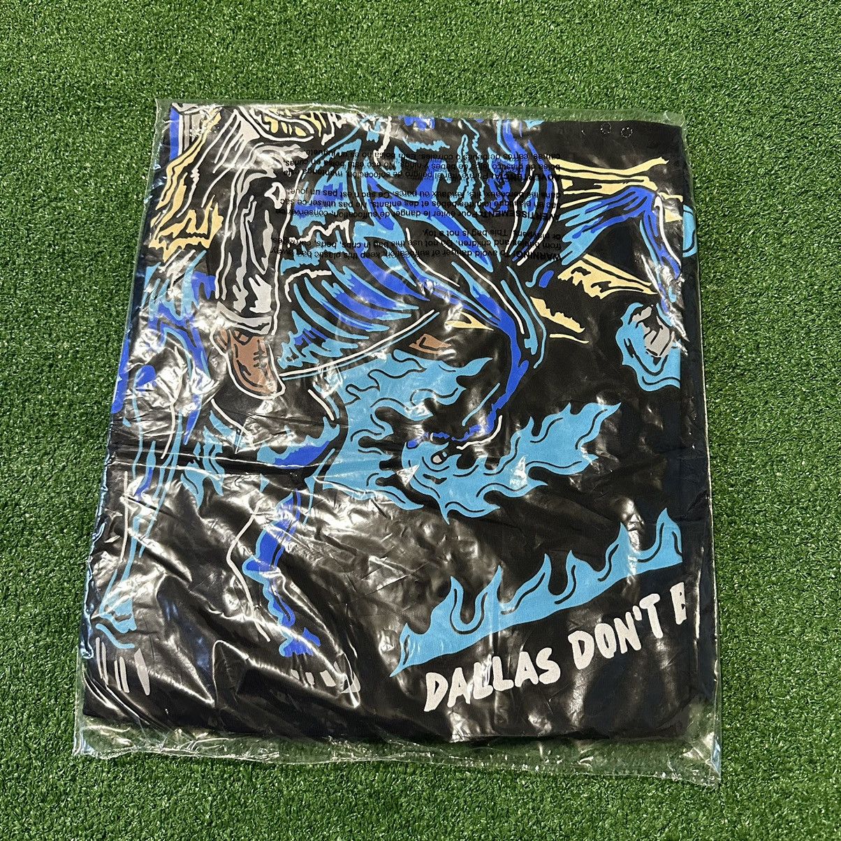 NBA × Warren Lotas Warren Lotas Dallas don’t break tee Dallas Mavericks Size US M / EU 48-50 / 2 - 3 Thumbnail