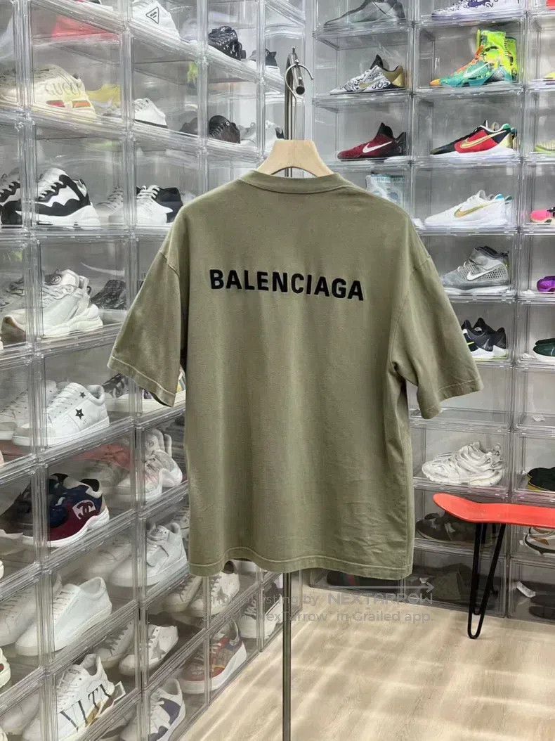 Balenciaga Balenciaga Teal Short Sleeve Size M Size US M / EU 48-50 / 2 - 4 Thumbnail