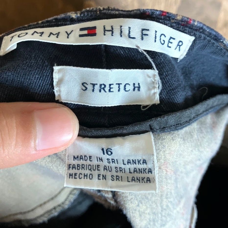 Tommy Hilfiger VINTAGE Tommy Hilfiger Jeans Paisley Corduroy Bootcut 16 Womens Blue 32 Inseam Regular Stretch Pockets 5-Pocket Design Mid Rise Jeans Womens Size 25" / US 0 / IT 36 - 4 Thumbnail