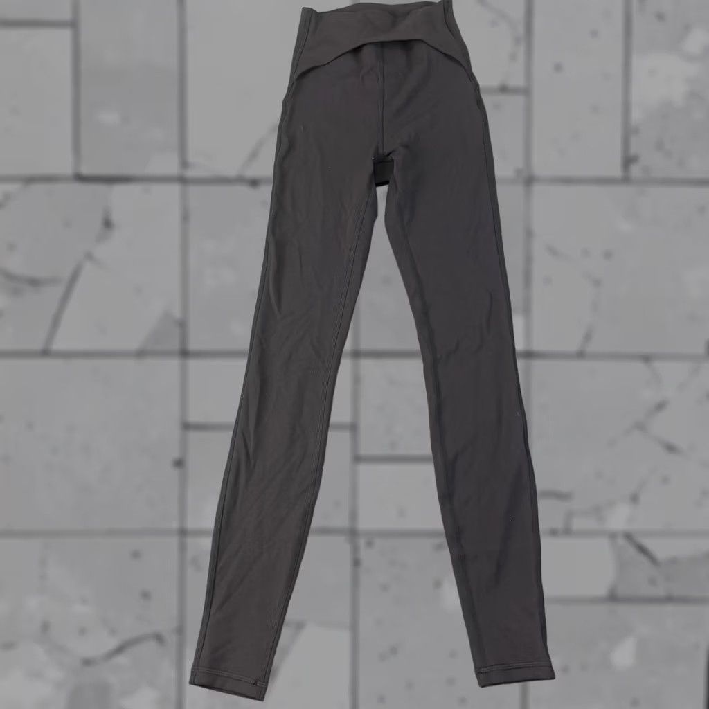 Lululemon Lululemon Leggings Womens 2 Black High Rise Ankle Yoga Athletic Gym Size 26" / US 2 / IT 38 - 1 Thumbnail