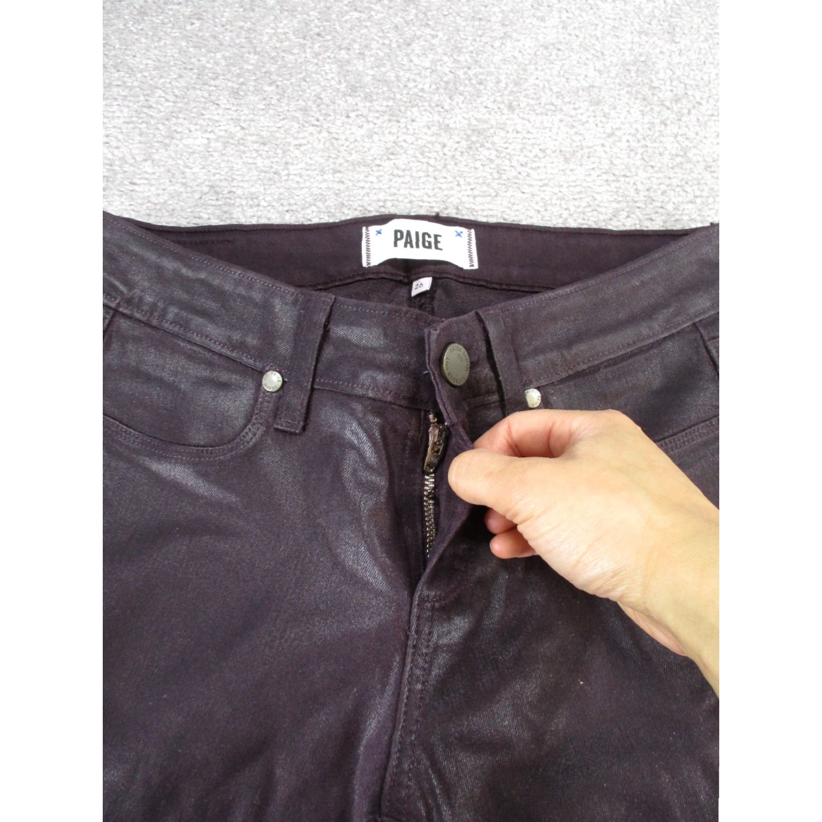 Paige Paige Verdugo Jeans Womens 26 Dark Purple Coated Denim Skinny Paige Jeans Women 26 Purple Skinny Verdugo Dark Purple 90s? Size 26" / US 2 / IT 38 - 3 Thumbnail