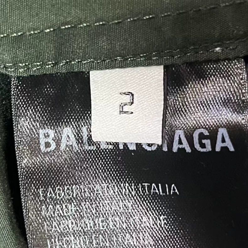 Balenciaga Balenciaga Fake two-piece stitching coat shirt black, gree Size US M / EU 48-50 / 2 - 4 Thumbnail