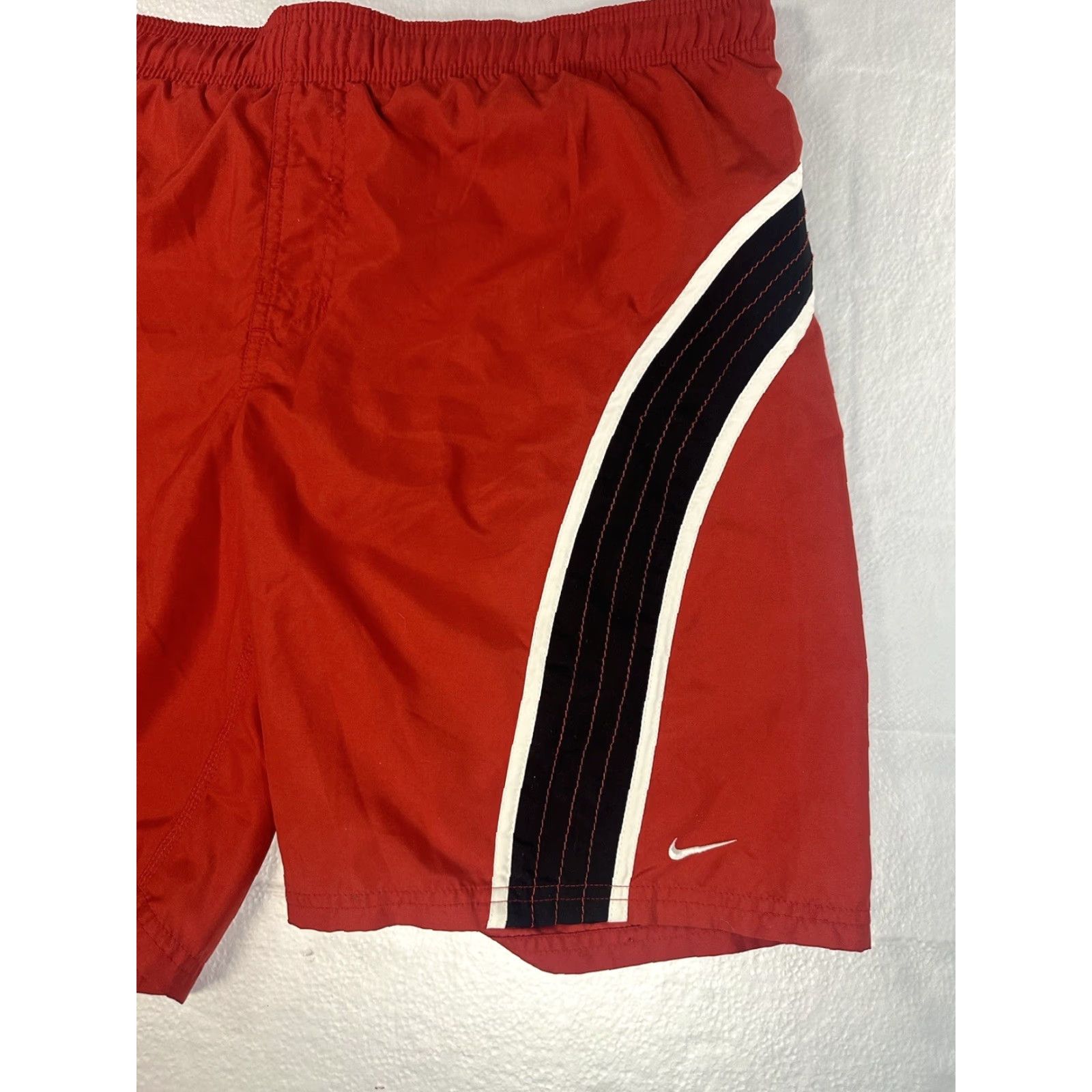 Nike Nike Red Black Men's Swim Trunks Size L Pockets - Vintage Nike Swim Shorts Size US 33 - 7 Thumbnail