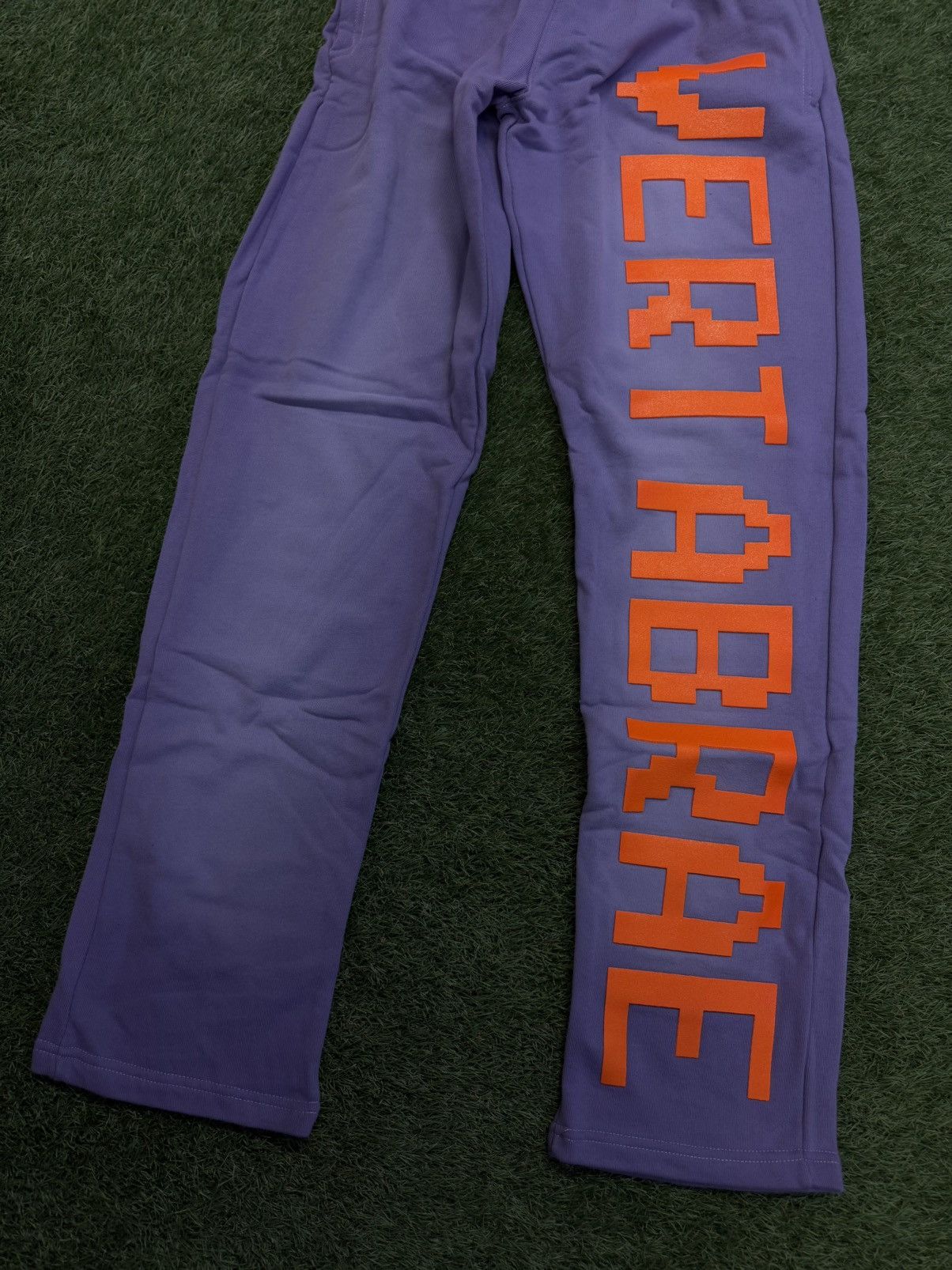 Vertabrae Vertabrae C-2 Purple Orange Sweatpants Size XL (NEW) Size US 34 / EU 50 - 4 Thumbnail
