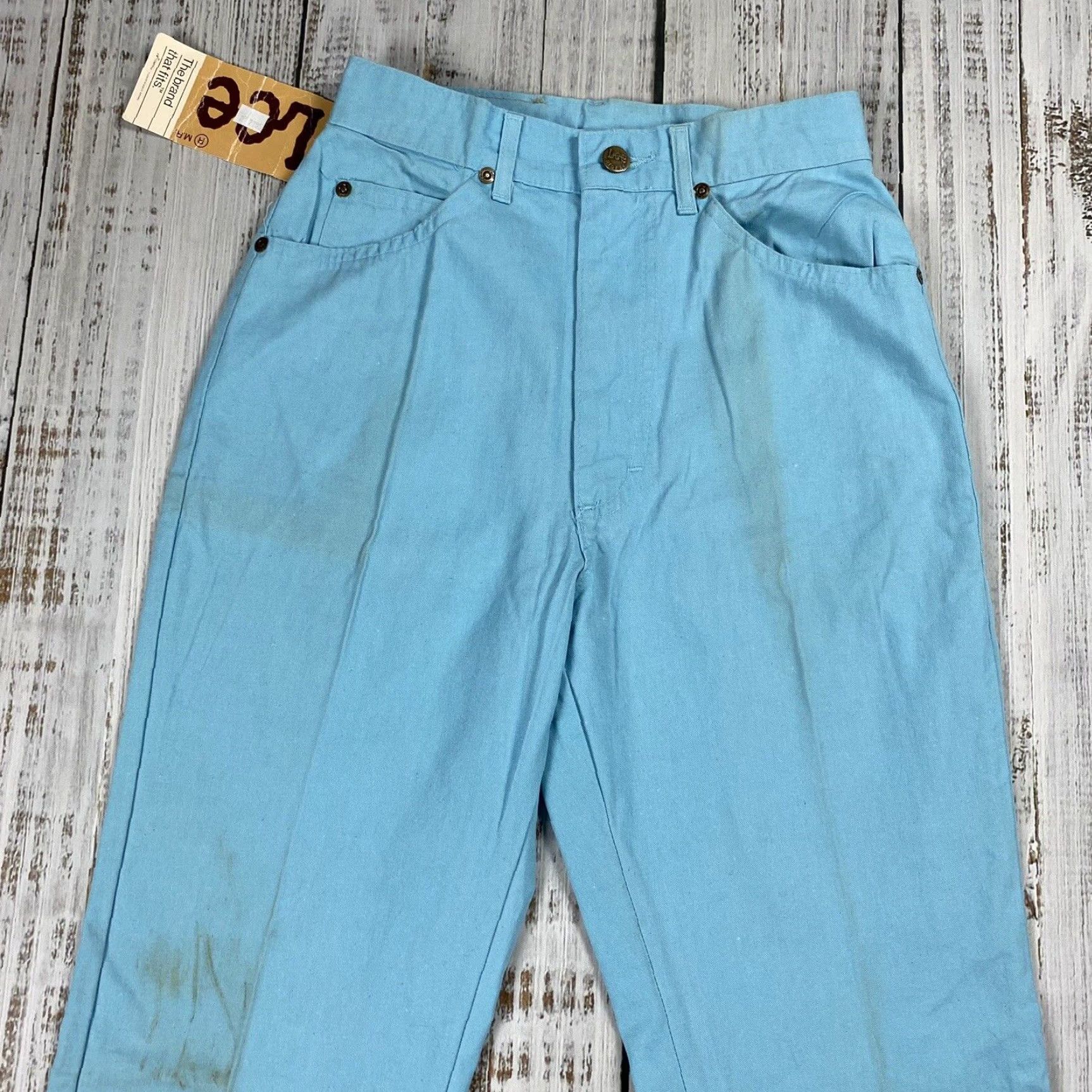 Lee VINTAGE Lee Jeans Clothing Bottoms Women's Size 6 Light Blue Cotton 1970s Straight Hippy Style Size 28" / US 6 / IT 42 - 2 Thumbnail