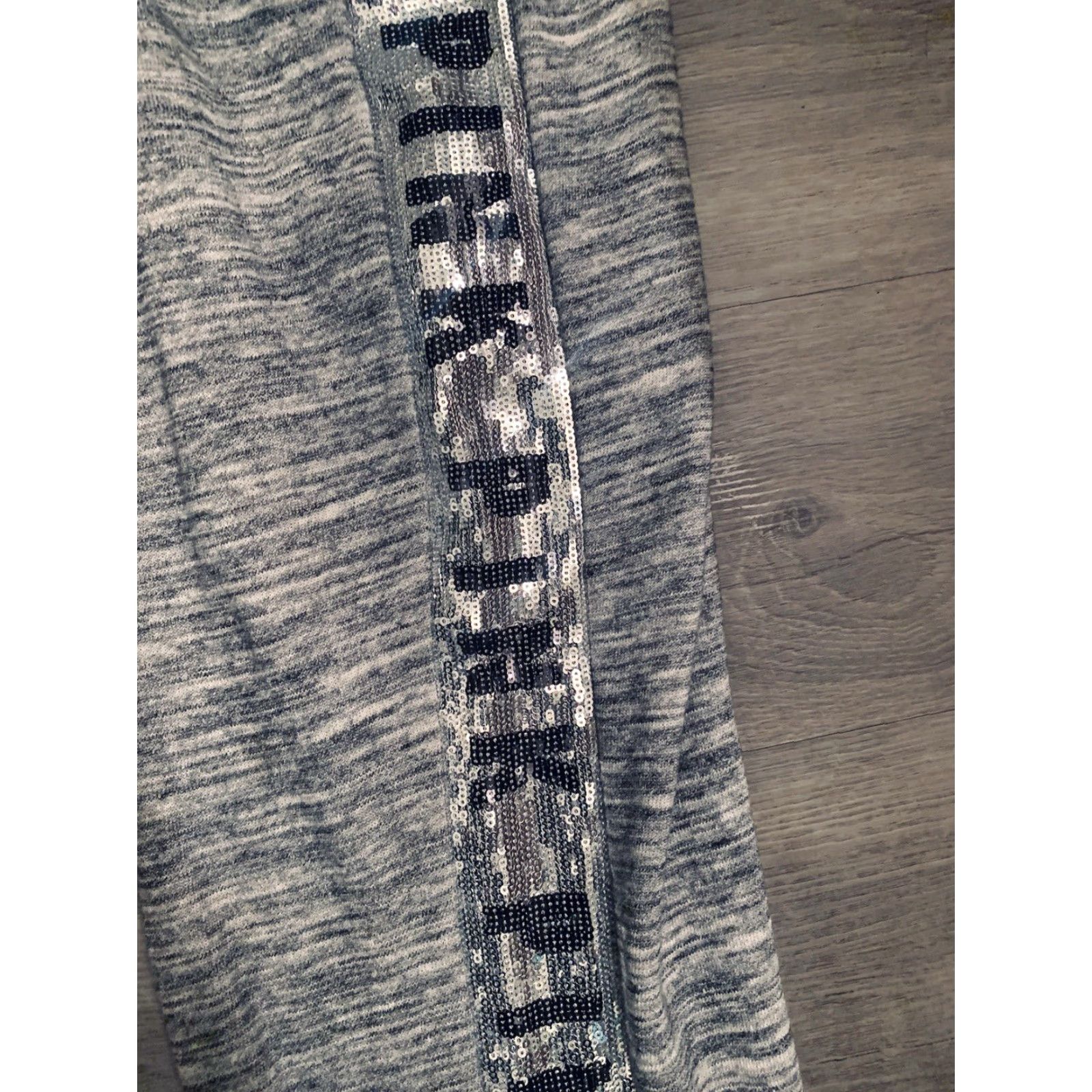 Pinko PINK Victoria’s Secret Medium Jogger Sweatpants with Silver Flip Sequins Sweatpants Regular Women M Gray Logo Elastic Waist Size 32" / US 10 / IT 46 - 5 Thumbnail