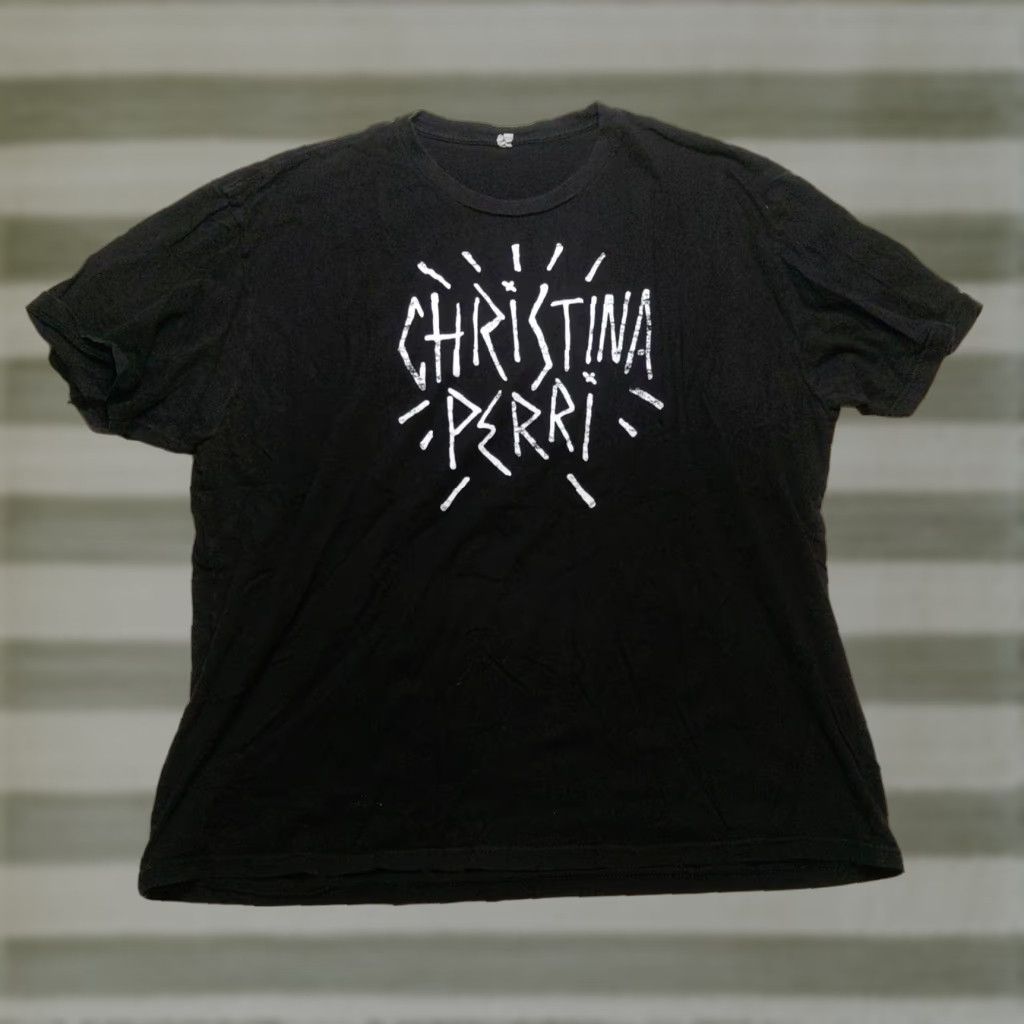 Vintage Christina Perri 2014 Head Or Heart North American Tour Graphic Tee 2XL Shirt Womens Black Short Sleeve 100% Cotton Round Neck Solid Pattern Size XXL / US 16-18 / IT 52-54 - 1 Thumbnail
