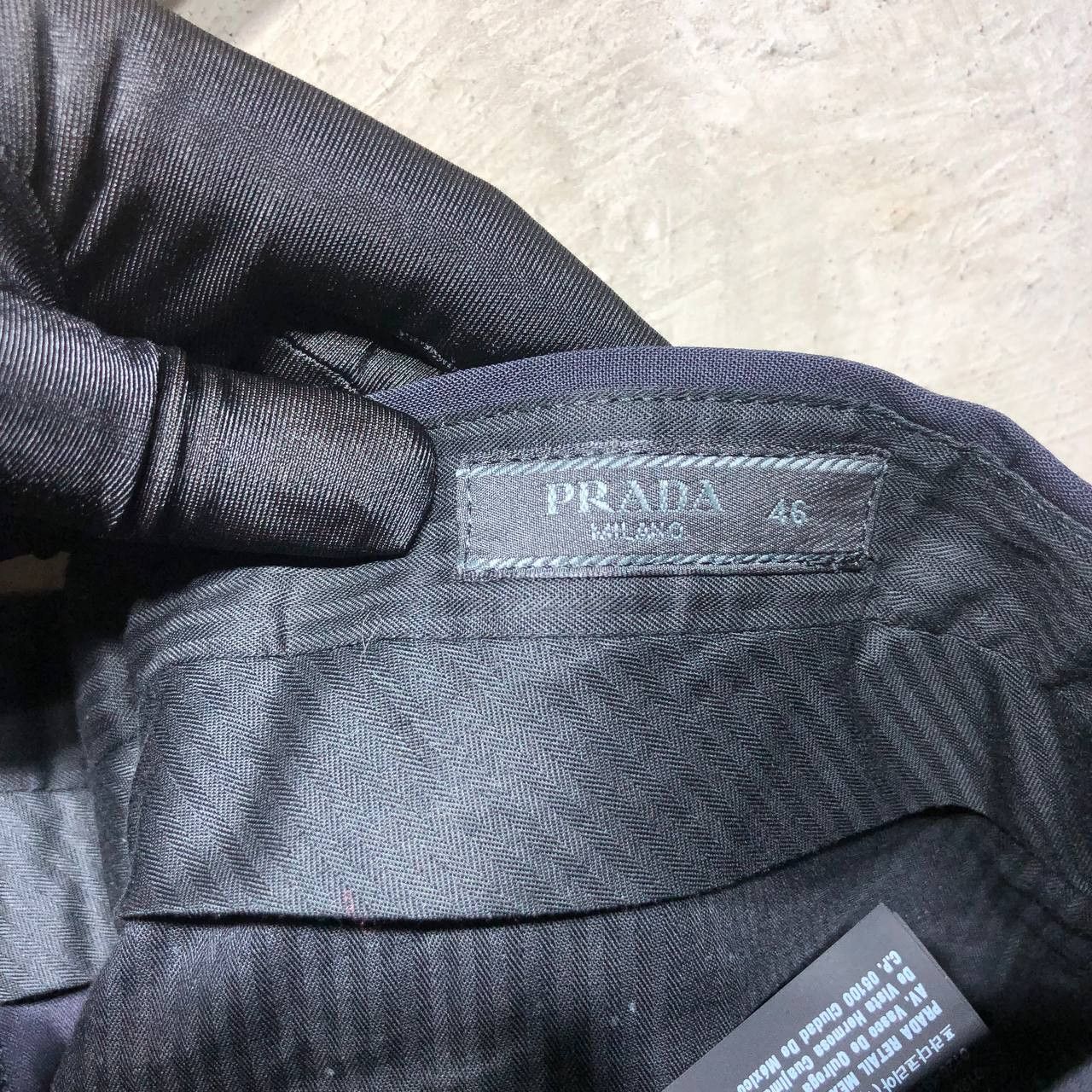 Prada Prada Flat front Cuff trousers Size US 32 / EU 48 - 8 Thumbnail