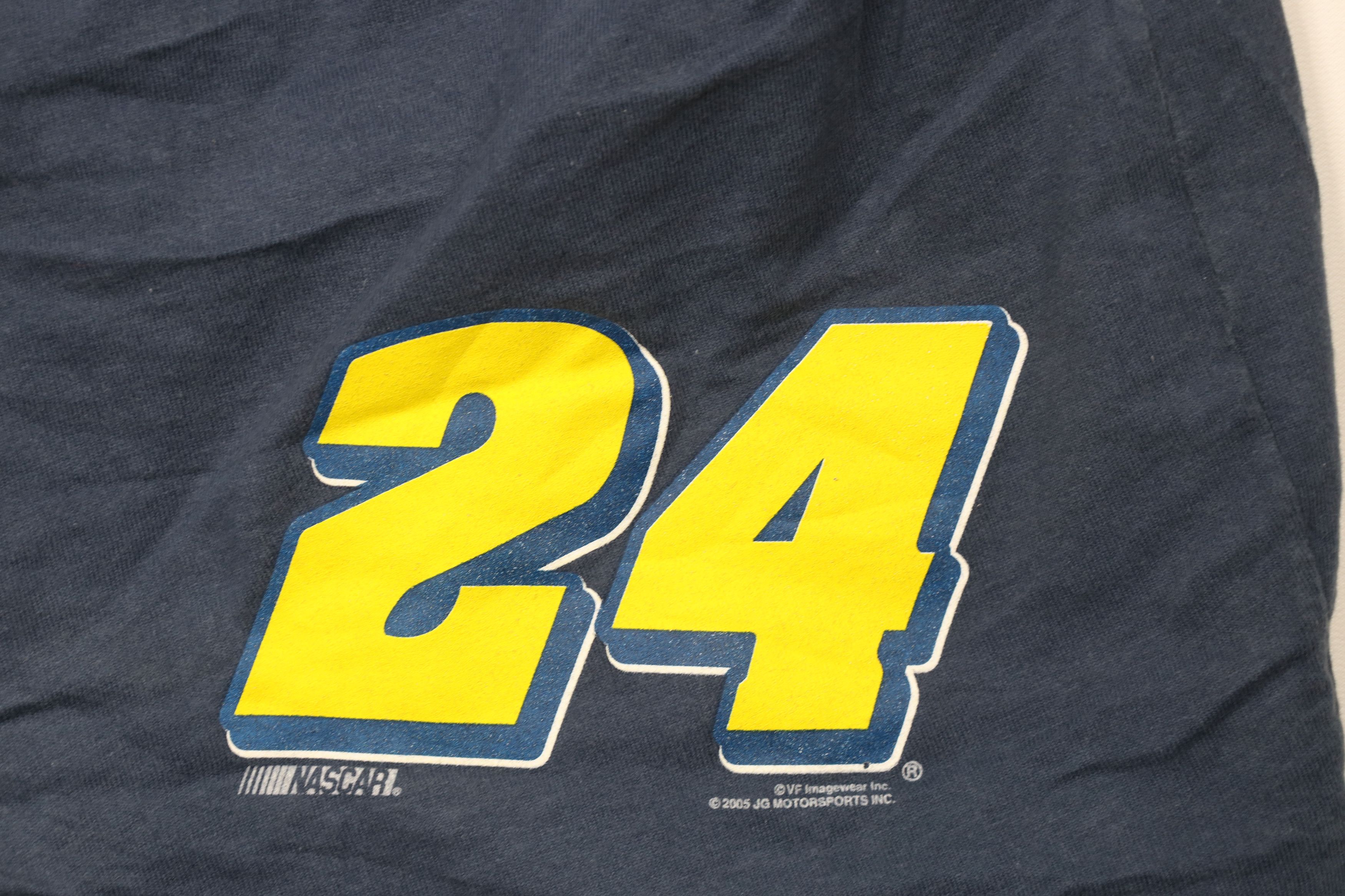 Vintage Vintage Y2K 2005 NASCAR Jeff Gordon Racing Short Shorts Size 32" / US 10 / IT 46 - 13 Thumbnail