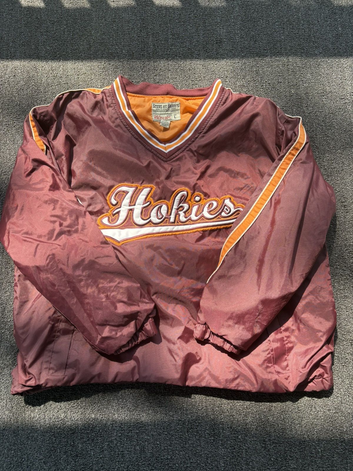 Steve And Barrys Vintage Virginia Tech Hokies Pullover Windbreaker Size L Size US L / EU 52-54 / 3 - 1 Thumbnail