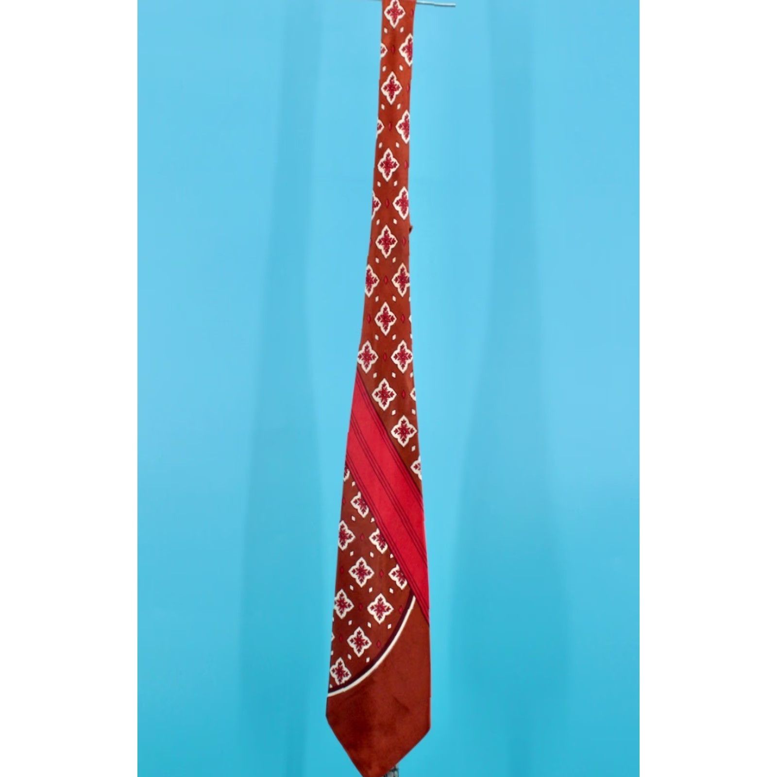Van Heusen VTG Van Heusen Neck Tie 1940s Men’s Brown Red Satin 40s Tie - Vintage Men's Tie 52" Long Brown & Red Necktie Size ONE SIZE - 3 Thumbnail