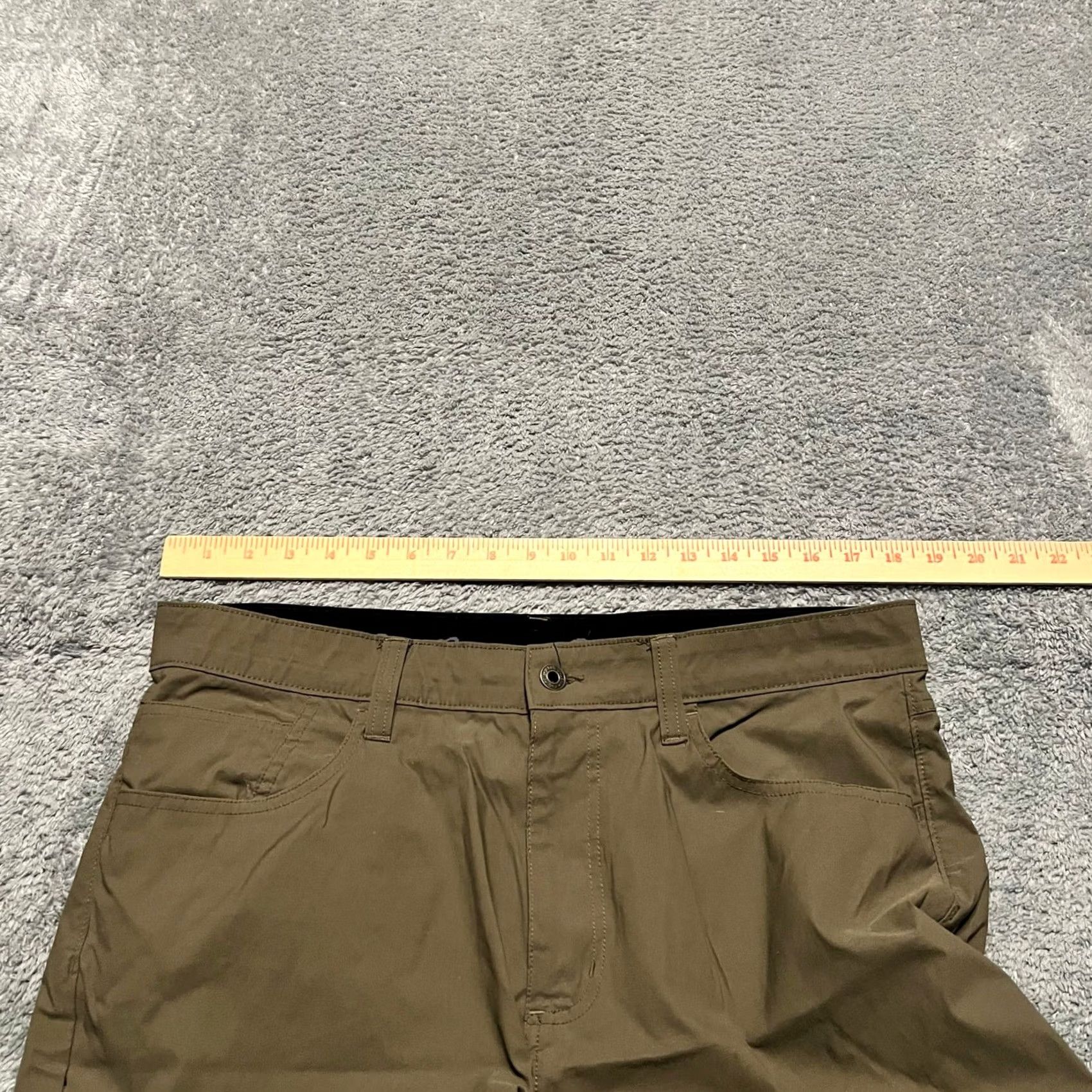 Eddie Bauer Eddie Bauer Pants Mens 38 X30 Performance Hiking Nylon Light Brown Chino Inseam 29in Mens Brown 38 Regular Size US 38 / EU 54 - 7 Thumbnail