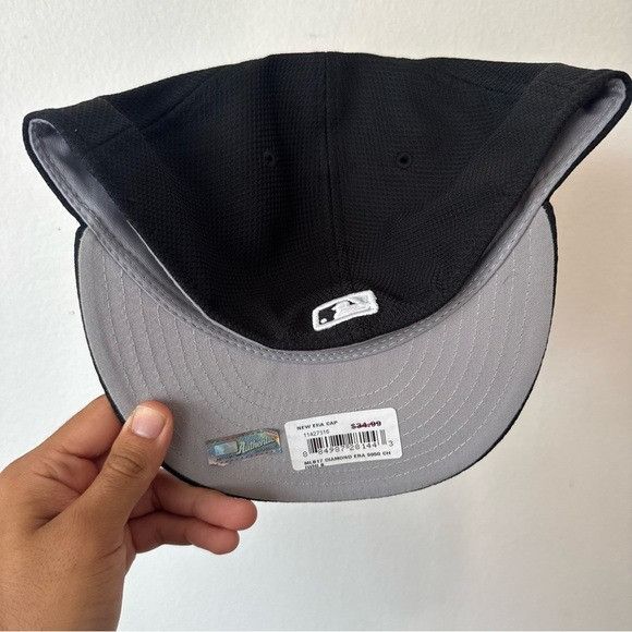 New Era Men’s Chicago White Sox New Era Black 2017 Spring Training D Size ONE SIZE - 8 Thumbnail