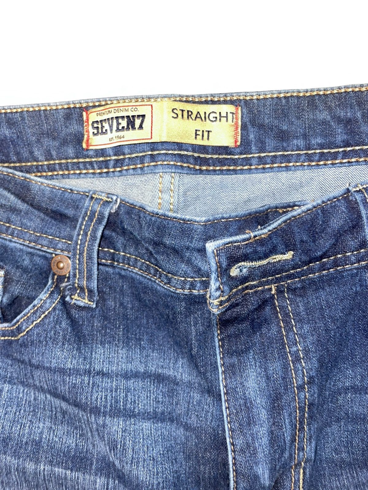 Seven 7 Seven7 36x34 Soft, loose Straight Fit medium denim Broken in Size US 36 / EU 52 - 7 Thumbnail