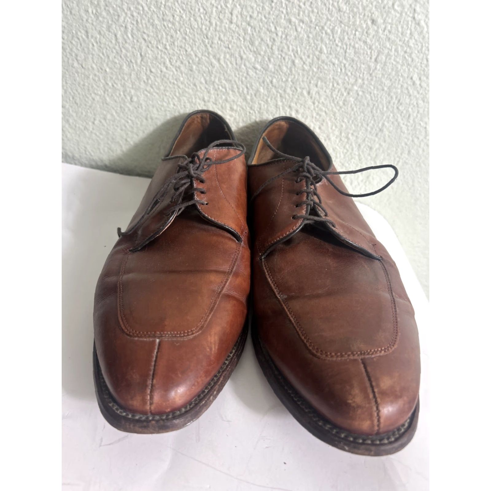 Allen Edmonds Allen Edmonds Delray Split-Toe Lace-Up Oxfords Men 11 Walnut USA Dress Shoes Leather Pattern Solid Size US 11 / EU 44 - 7 Thumbnail