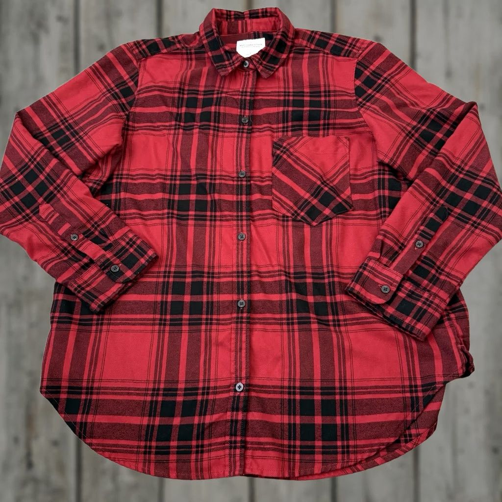 Abercrombie & Fitch Abercrombie & Fitch Soft AF Flannel Shirt Womens Large Red Black Plaid Oversized Shirt Size L / US 10 / IT 46 - 1 Thumbnail