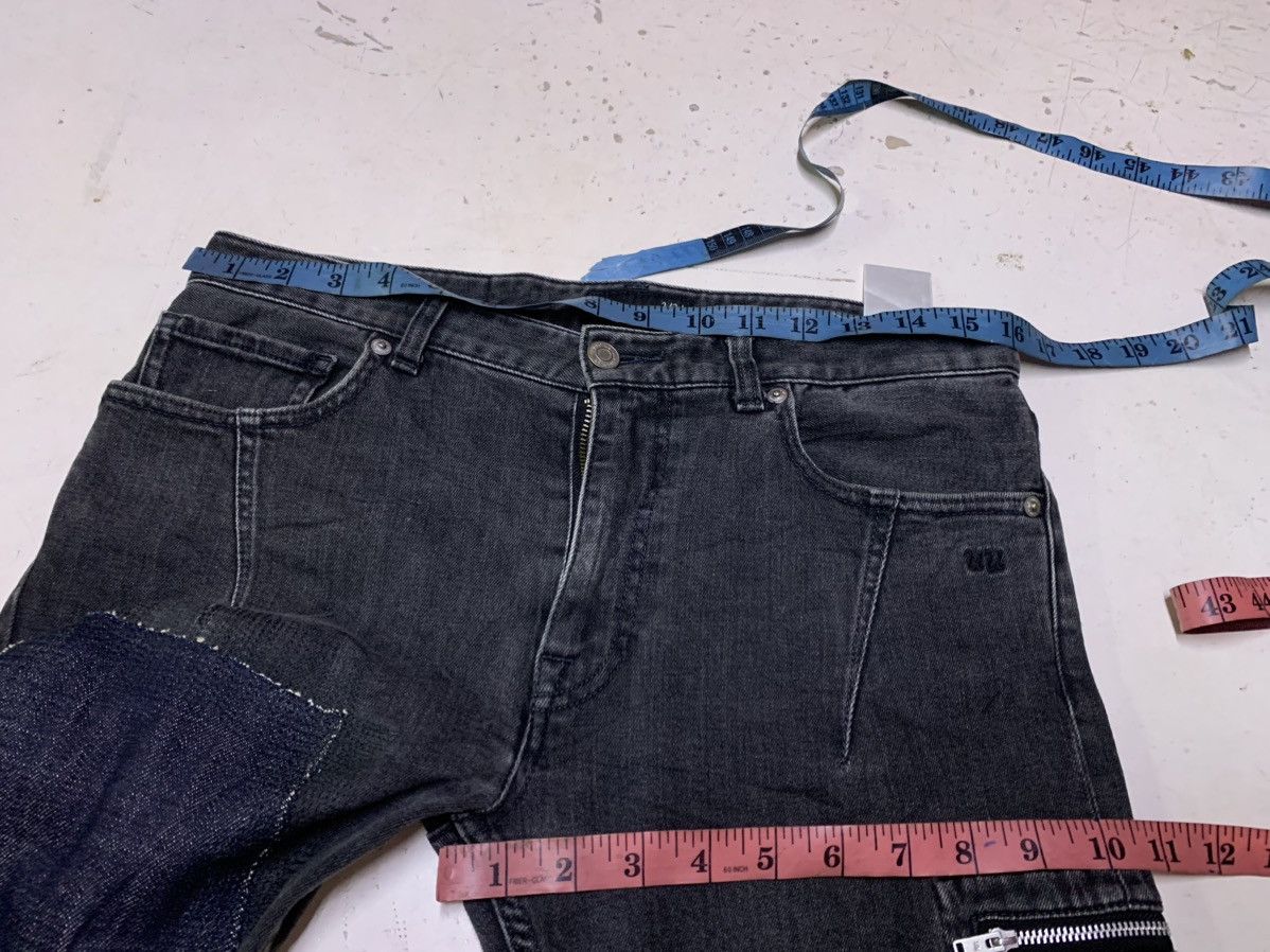 Undercover × Uniqlo UU UNDERCOVER UNIQLO SKINNY JEANS (BINDING OFFER) Size US 32 / EU 48 - 13 Thumbnail
