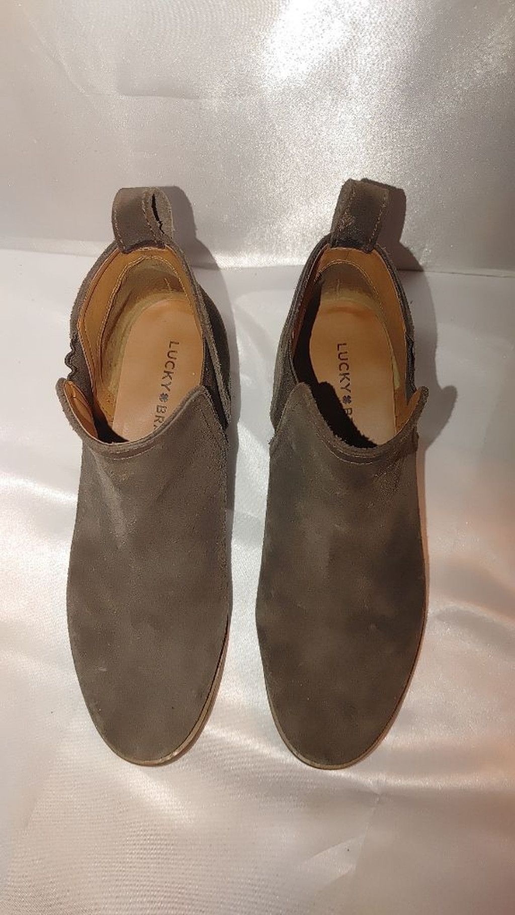 Lucky Brand Lucky Brand Pogan Suede Ankle Booties Size 8M Size US 8 / IT 38 - 6 Thumbnail