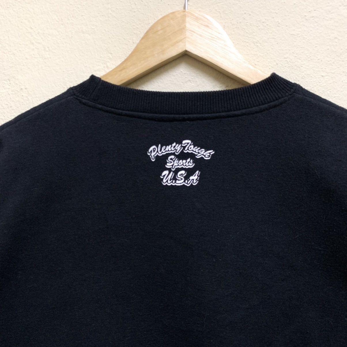Vintage Vintage PLENTY TOUGH SPORTS USA Spell out Sweatshirt Size US M / EU 48-50 / 2 - 9 Thumbnail
