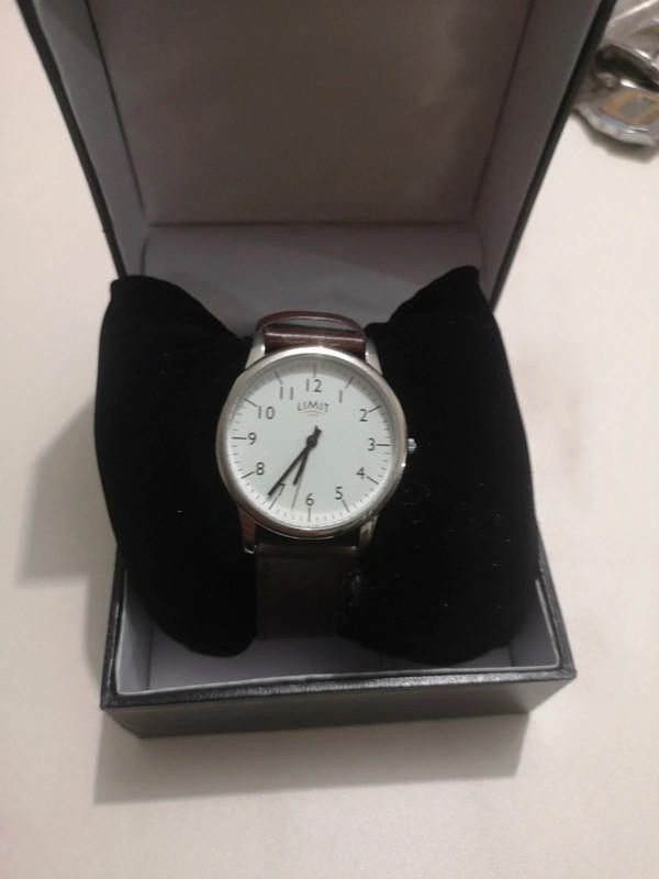 Designer Limit men's brown leather strap watch Size ONE SIZE - 1 Thumbnail