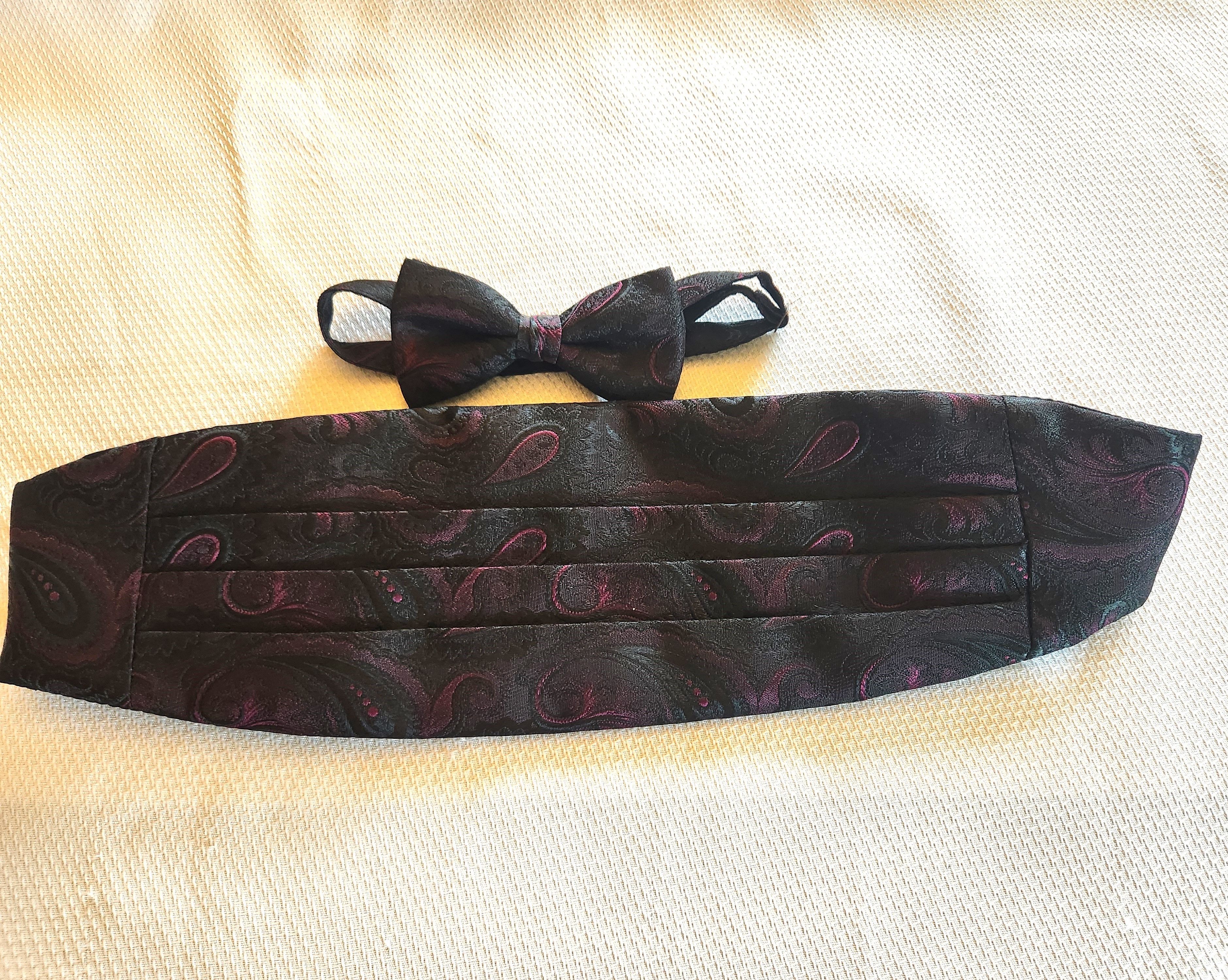 Other Tuxedo Paisley Cummerbund and Matching Bow Tie Size ONE SIZE - 1 Thumbnail