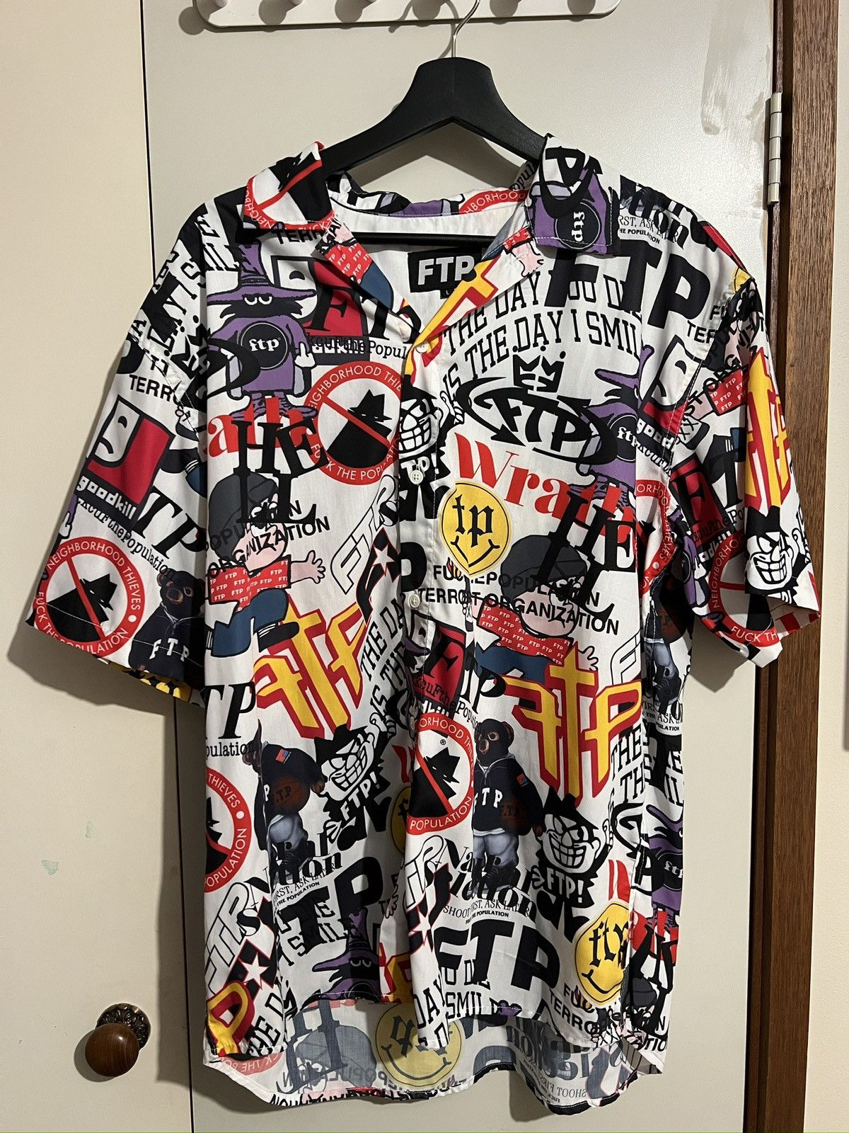 Fuck The Population FTP Archive Button Up White Size US L / EU 52-54 / 3 - 1 Thumbnail