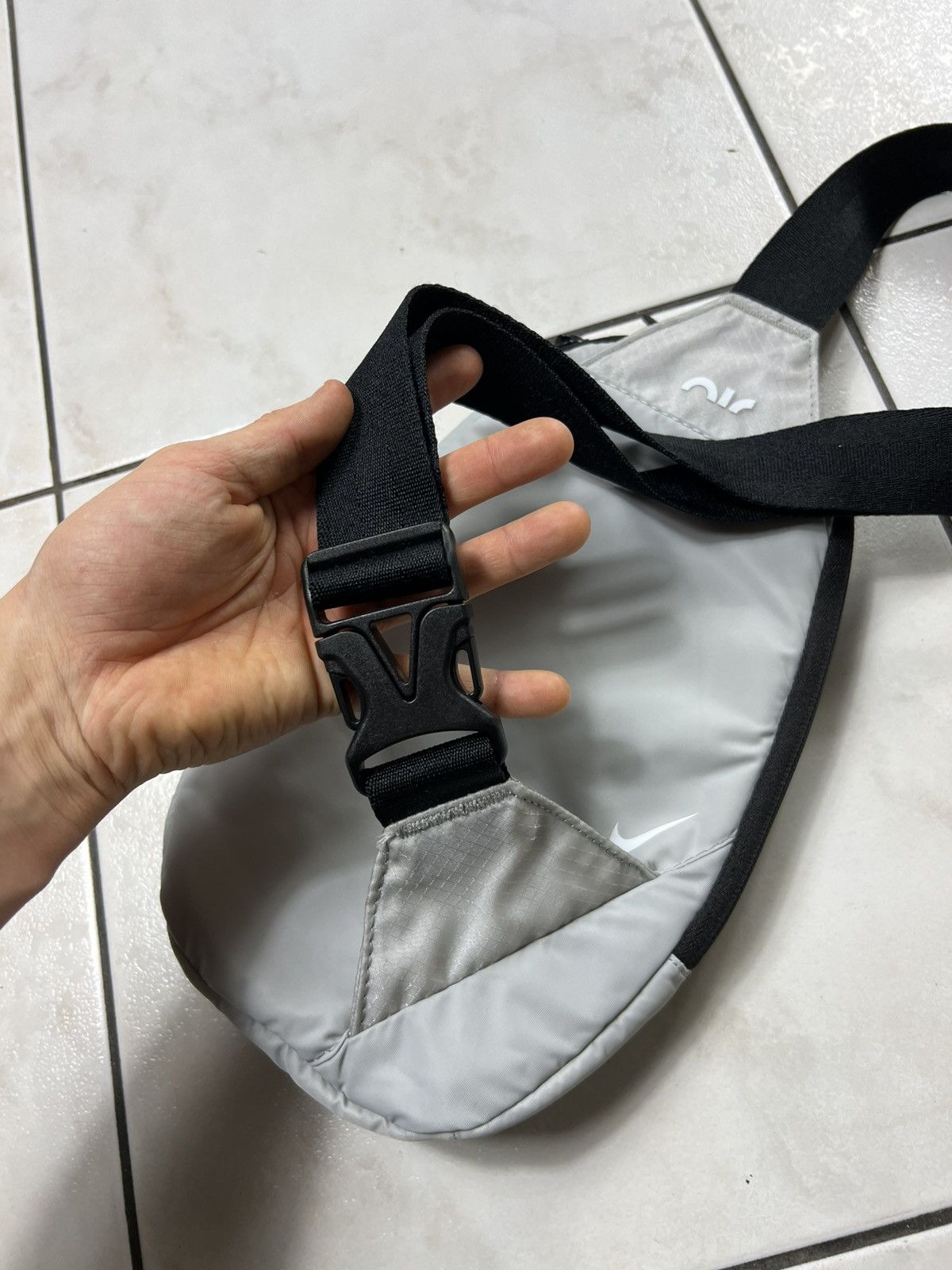 Nike Nike air max crossbody bubble bag swoosh rare streetwear Size ONE SIZE - 21 Thumbnail