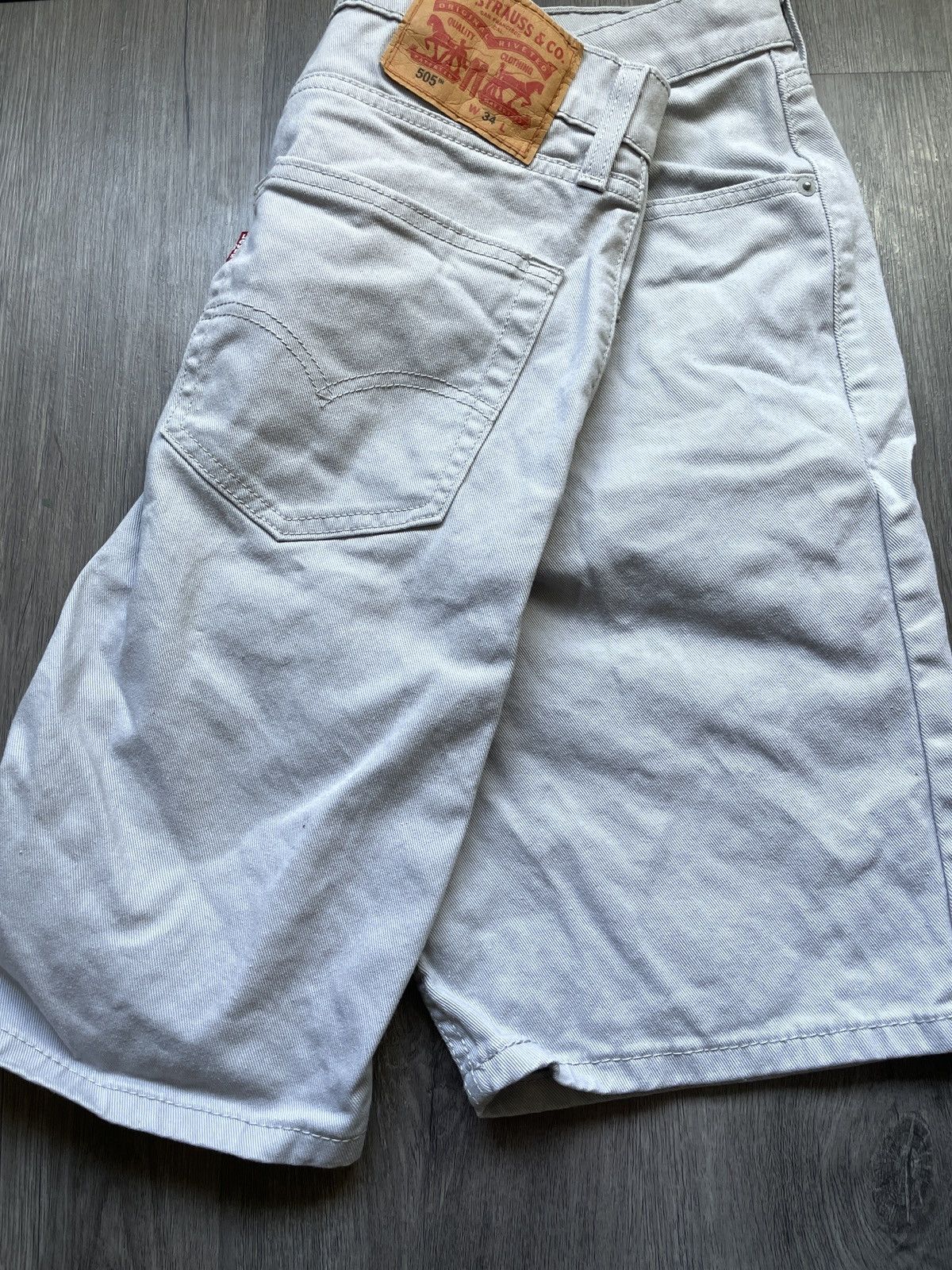 Levi's Y2K Levi’s 505 “Regular Fit” Lightweight Denim Shorts(Sz.34) Size US 34 / EU 50 - 5 Thumbnail